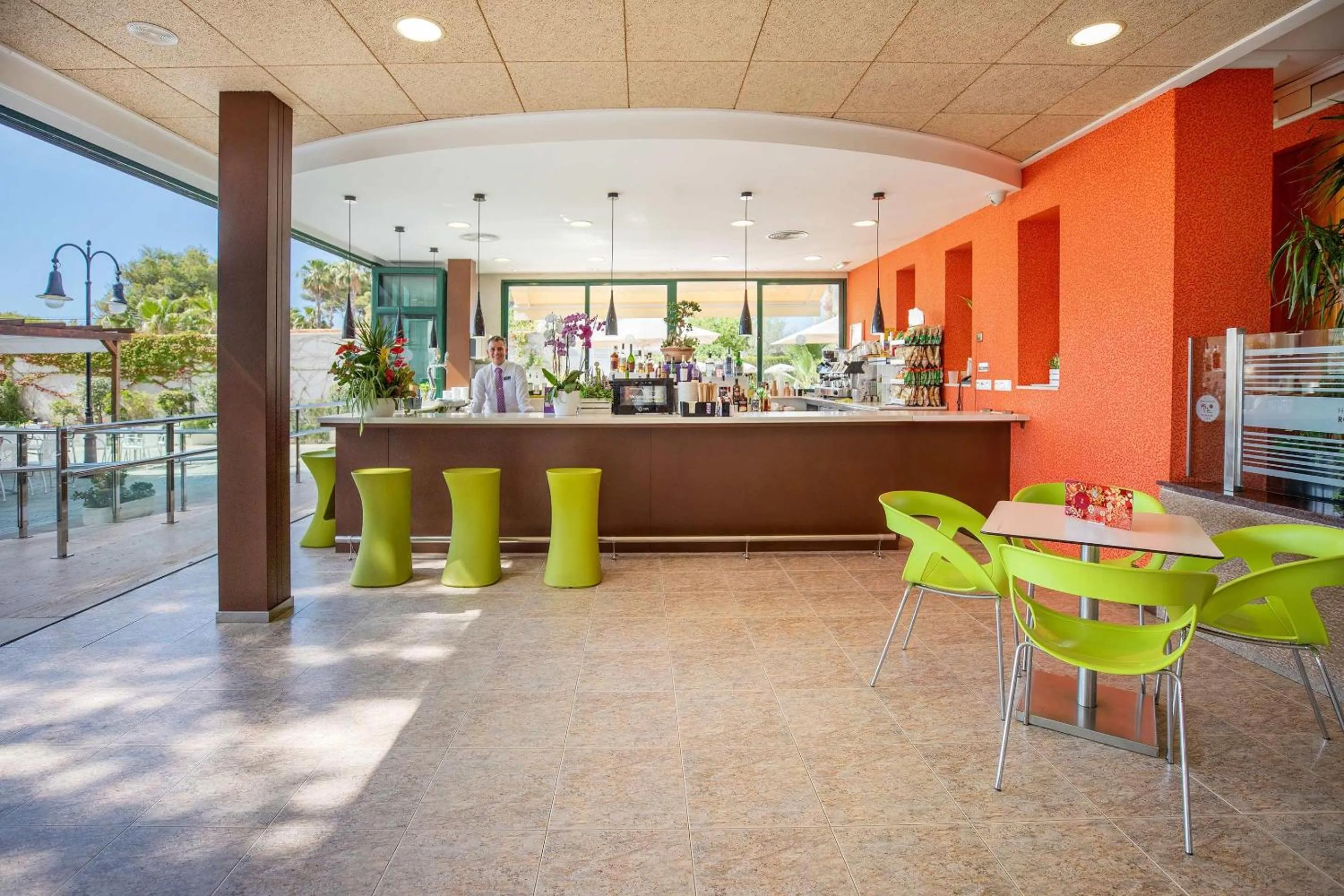 Lounge or bar in Hotel Servigroup Romana