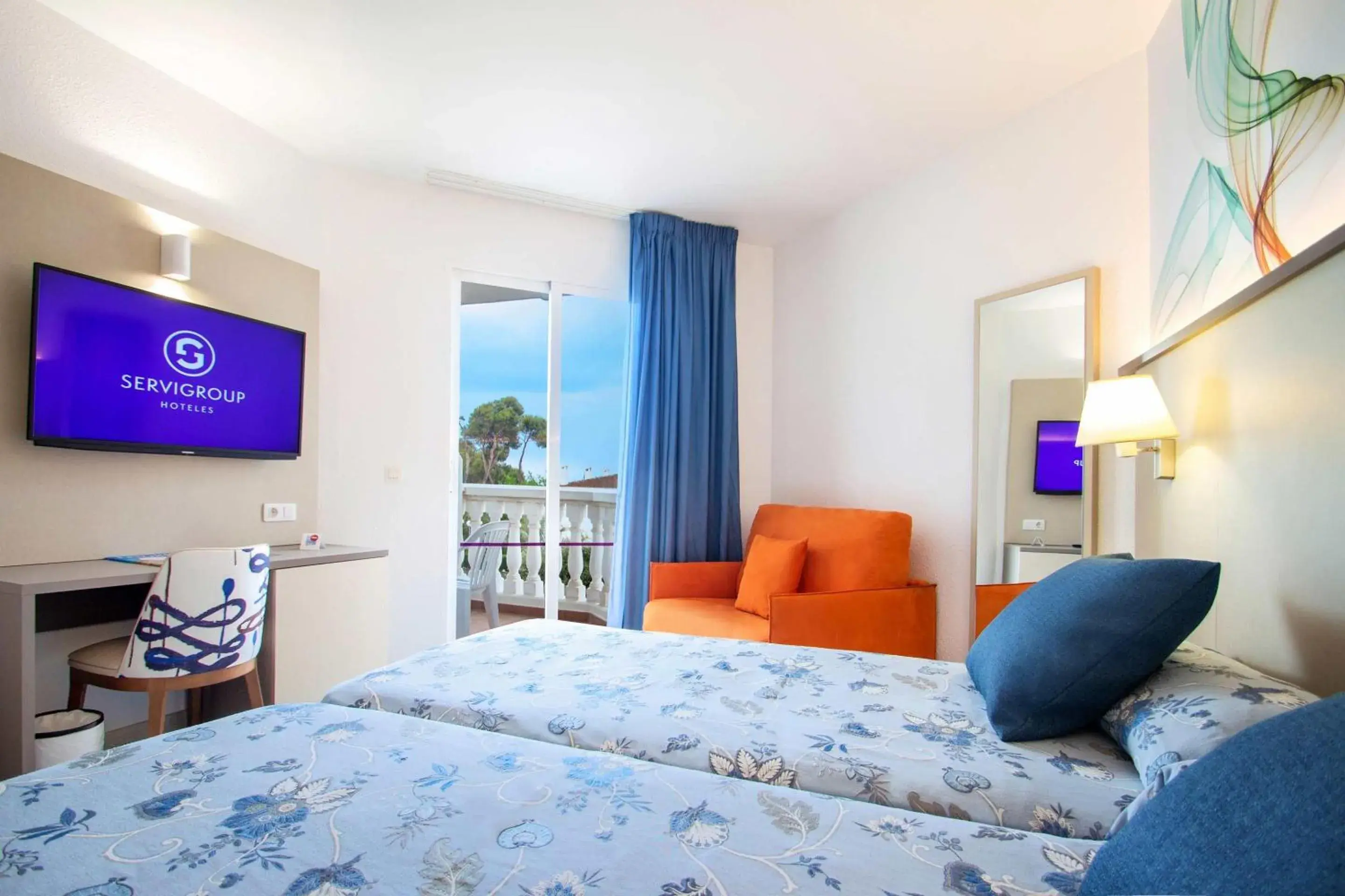 Double or Twin Room in Hotel Servigroup Romana Double or Twin Room in Hotel Servigroup Romana