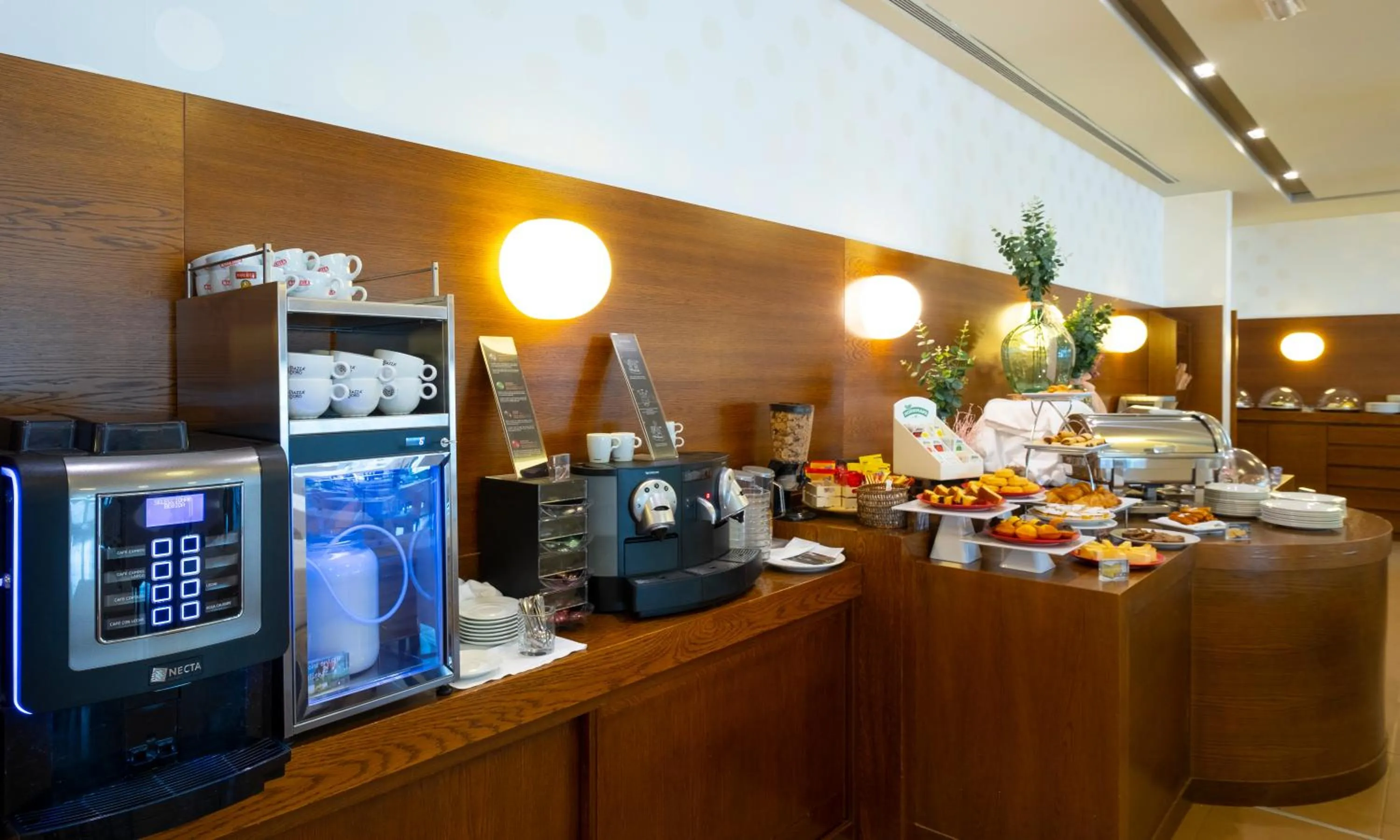 Food and drinks in Hotel Spa Attica21 Vilalba