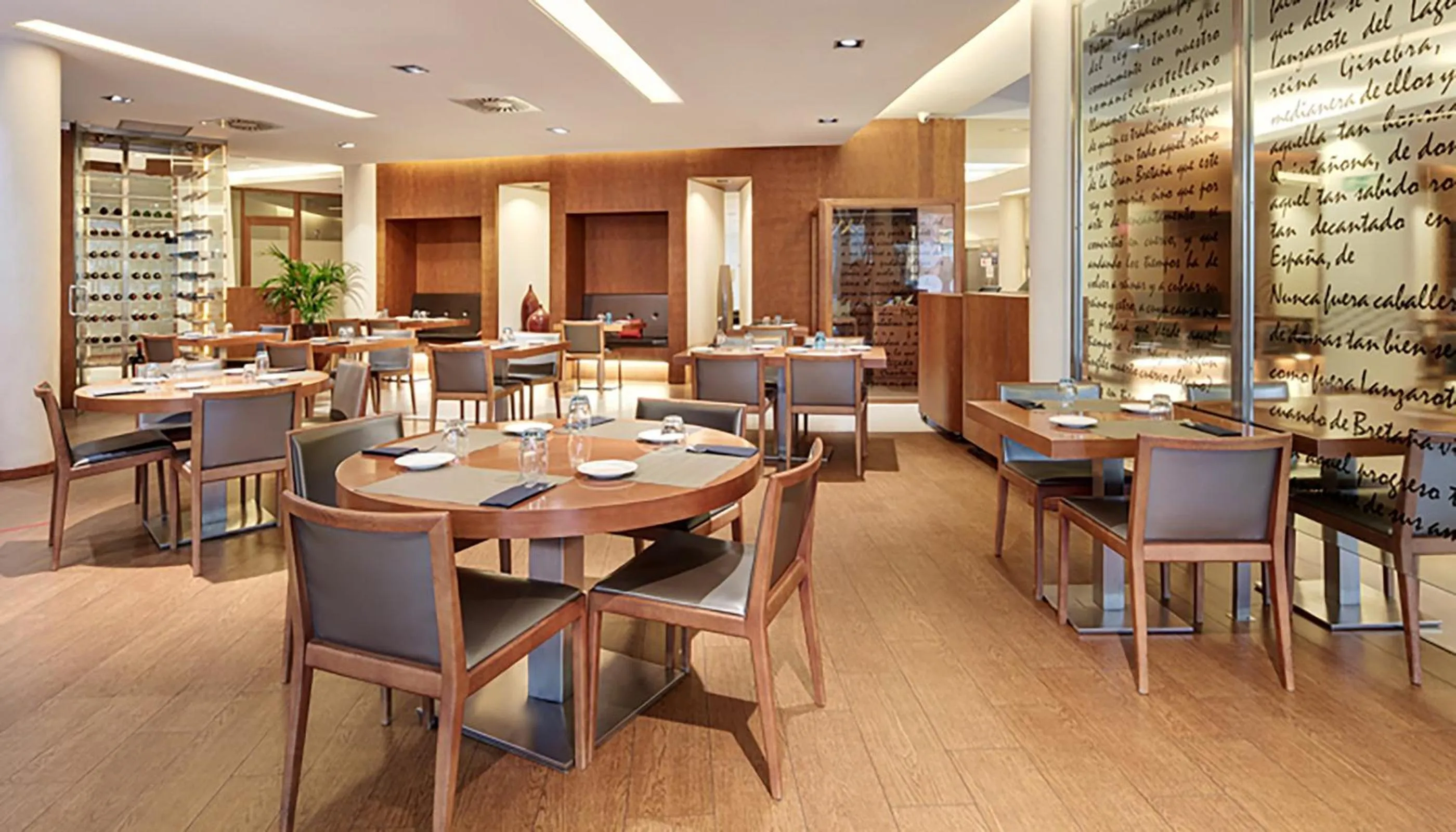 Restaurant/places to eat in Sercotel Valladolid