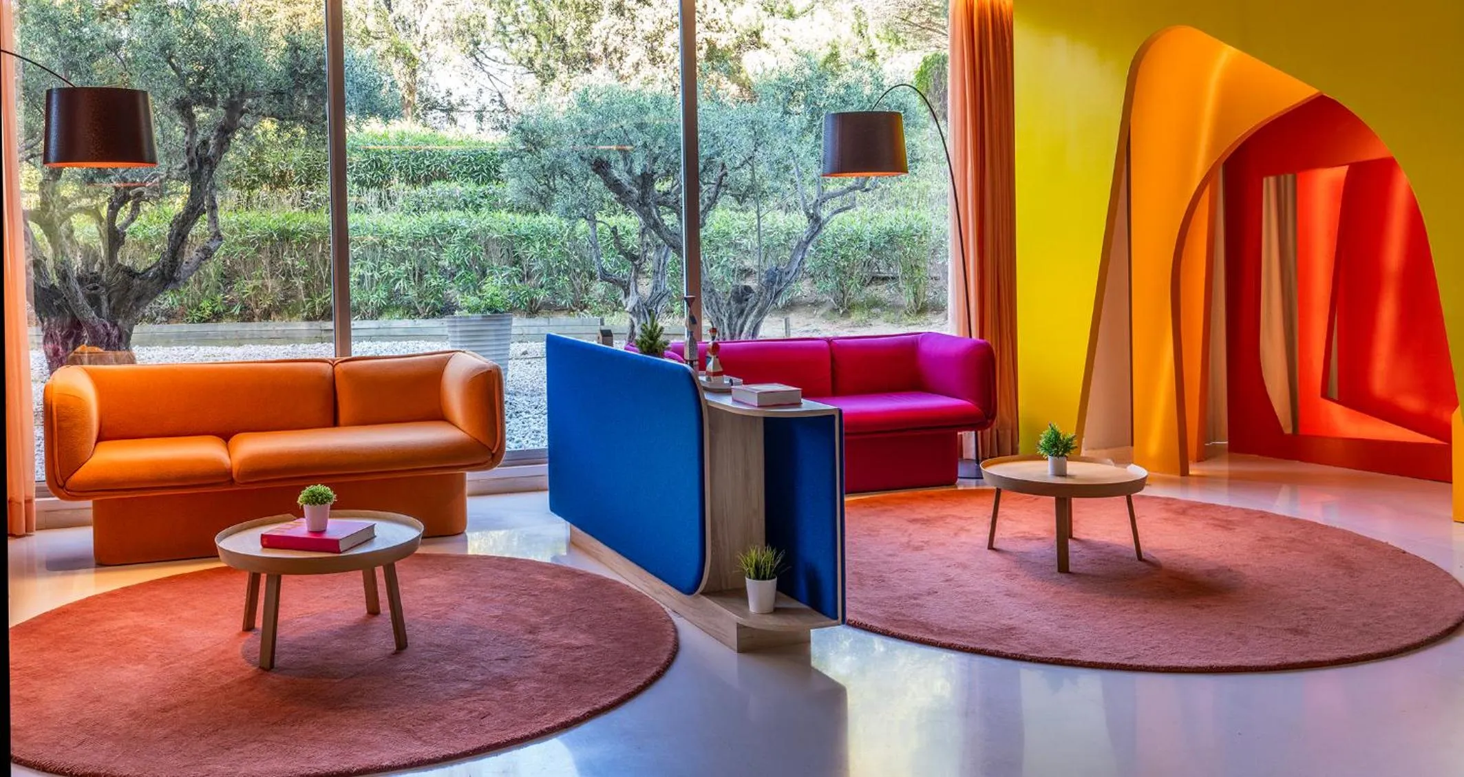 Seating area in ibis Styles Barcelona Sant Joan Despi