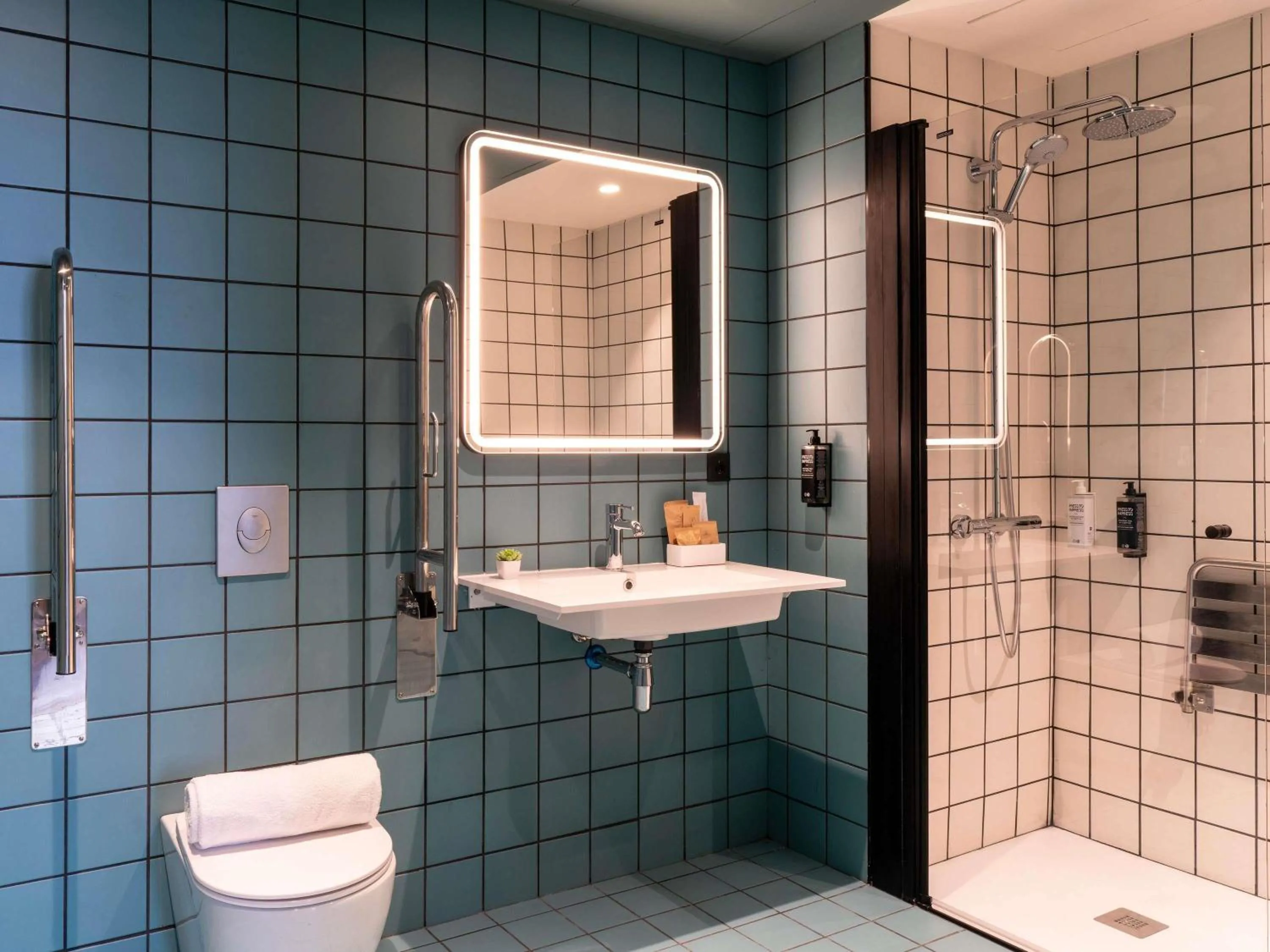 Bedroom in ibis Styles Barcelona Sant Joan Despi