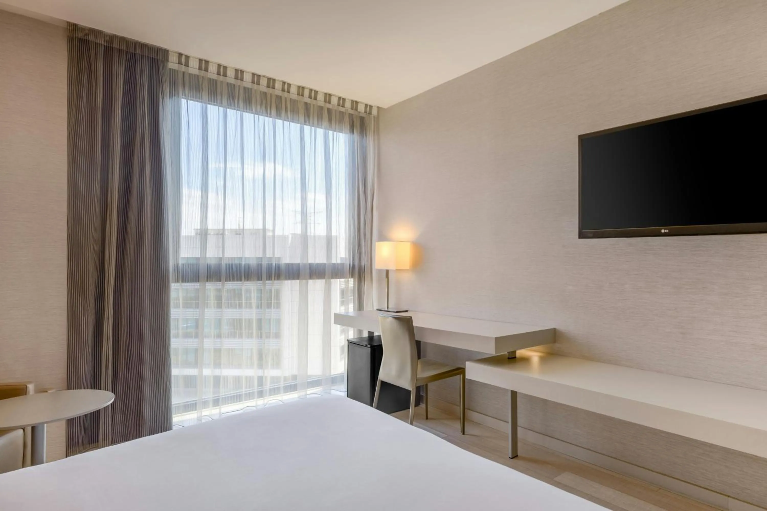 Photo of the whole room, Bed in AC Hotel San Cugat by Marriott