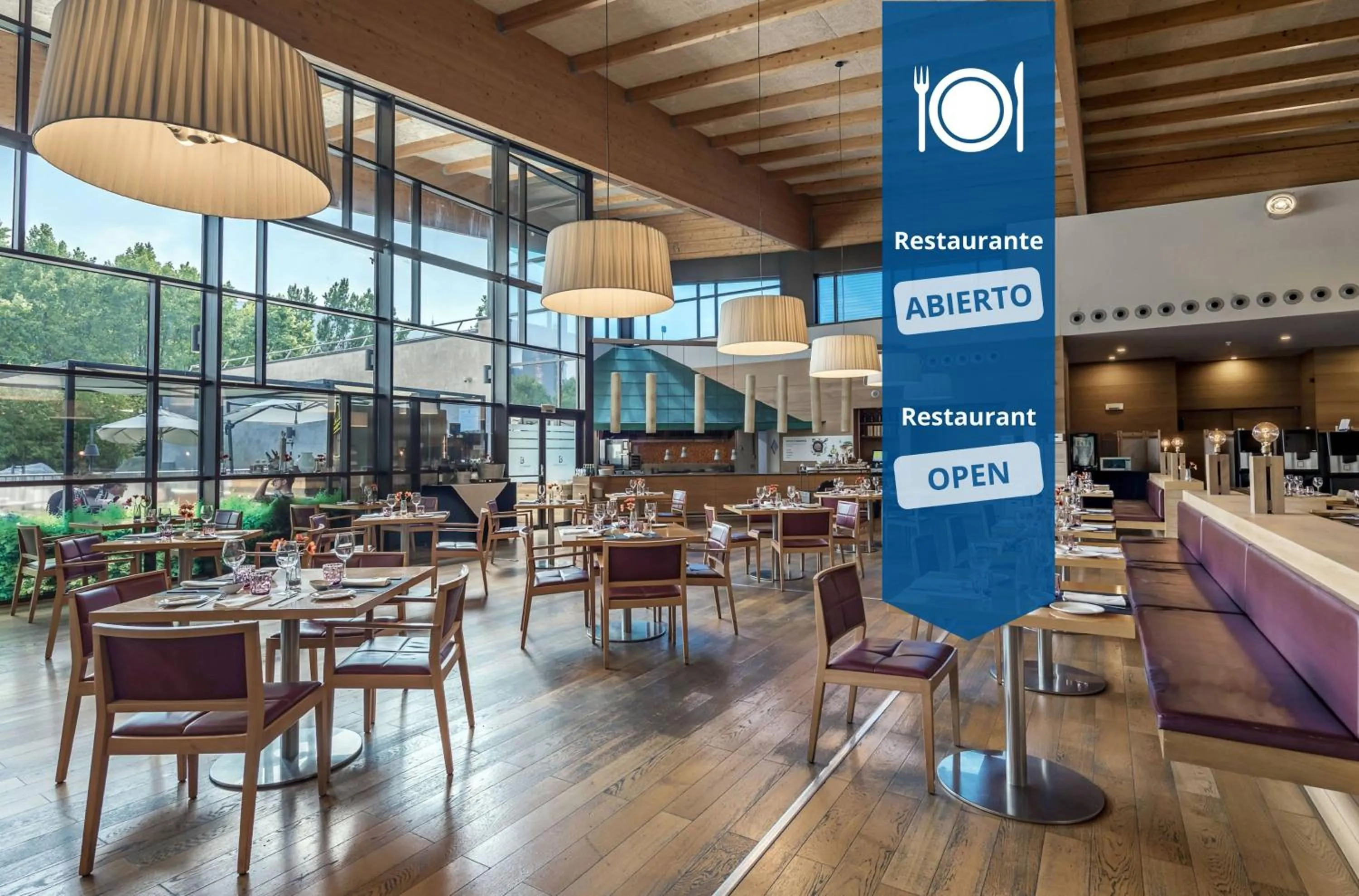 Meals in Hotel Puerta de Bilbao