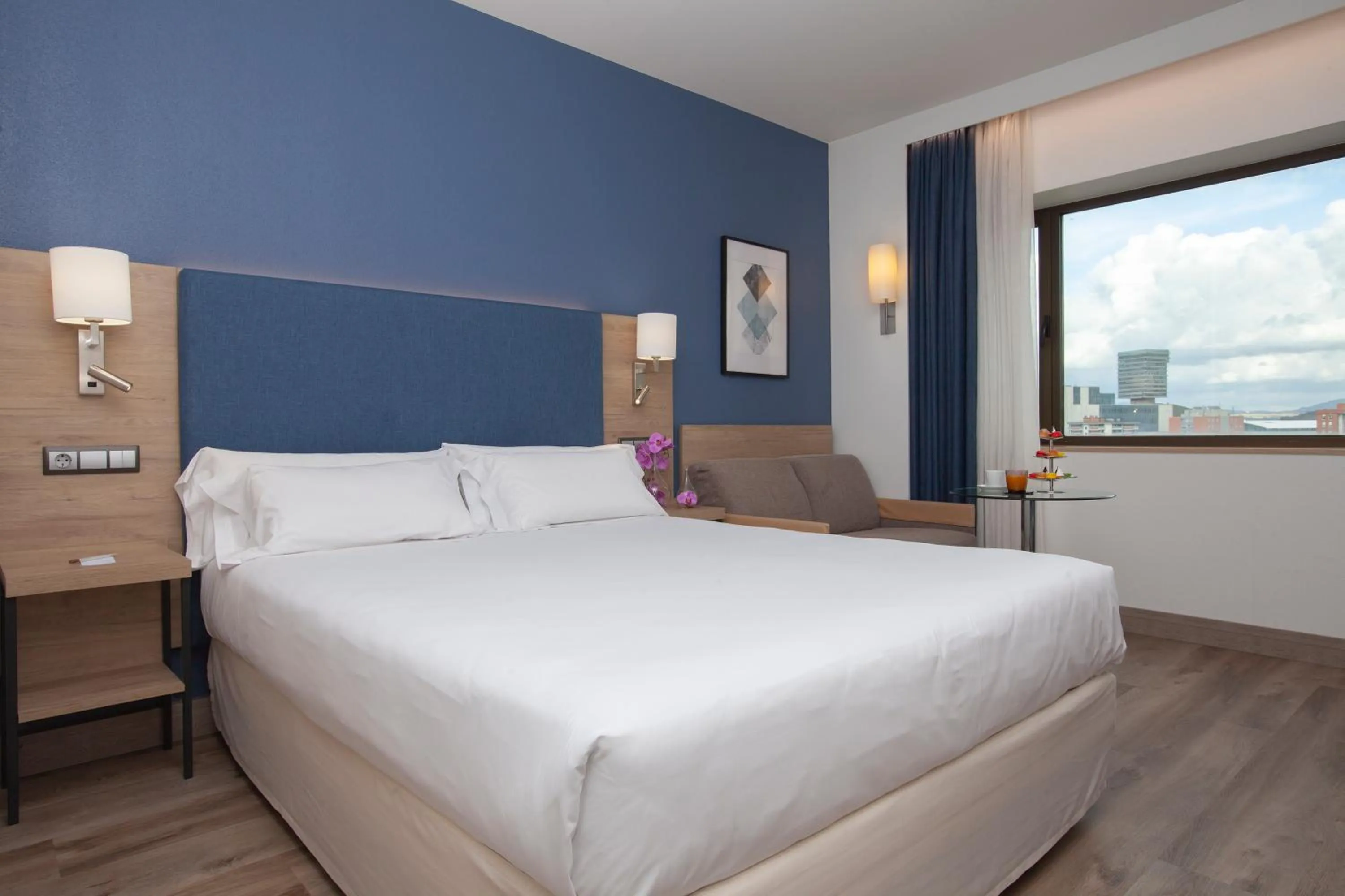 Bed in Hotel Puerta de Bilbao