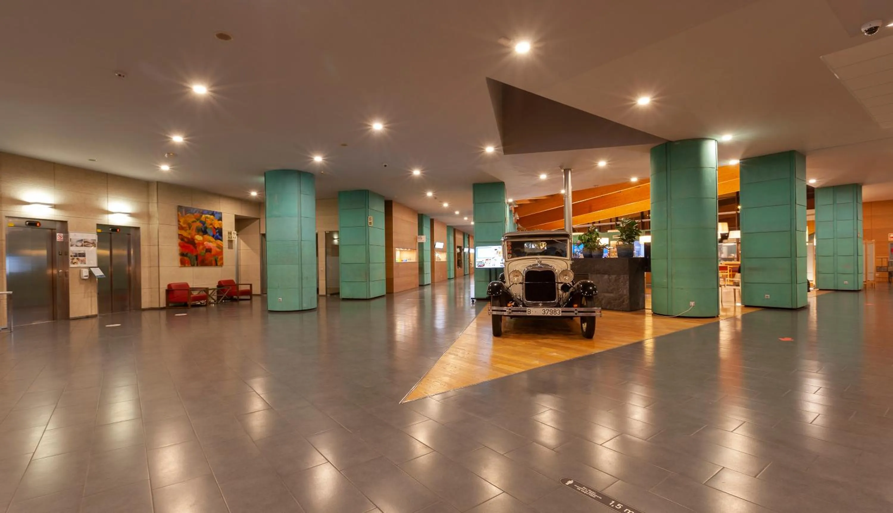 Lobby or reception in Hotel Puerta de Bilbao