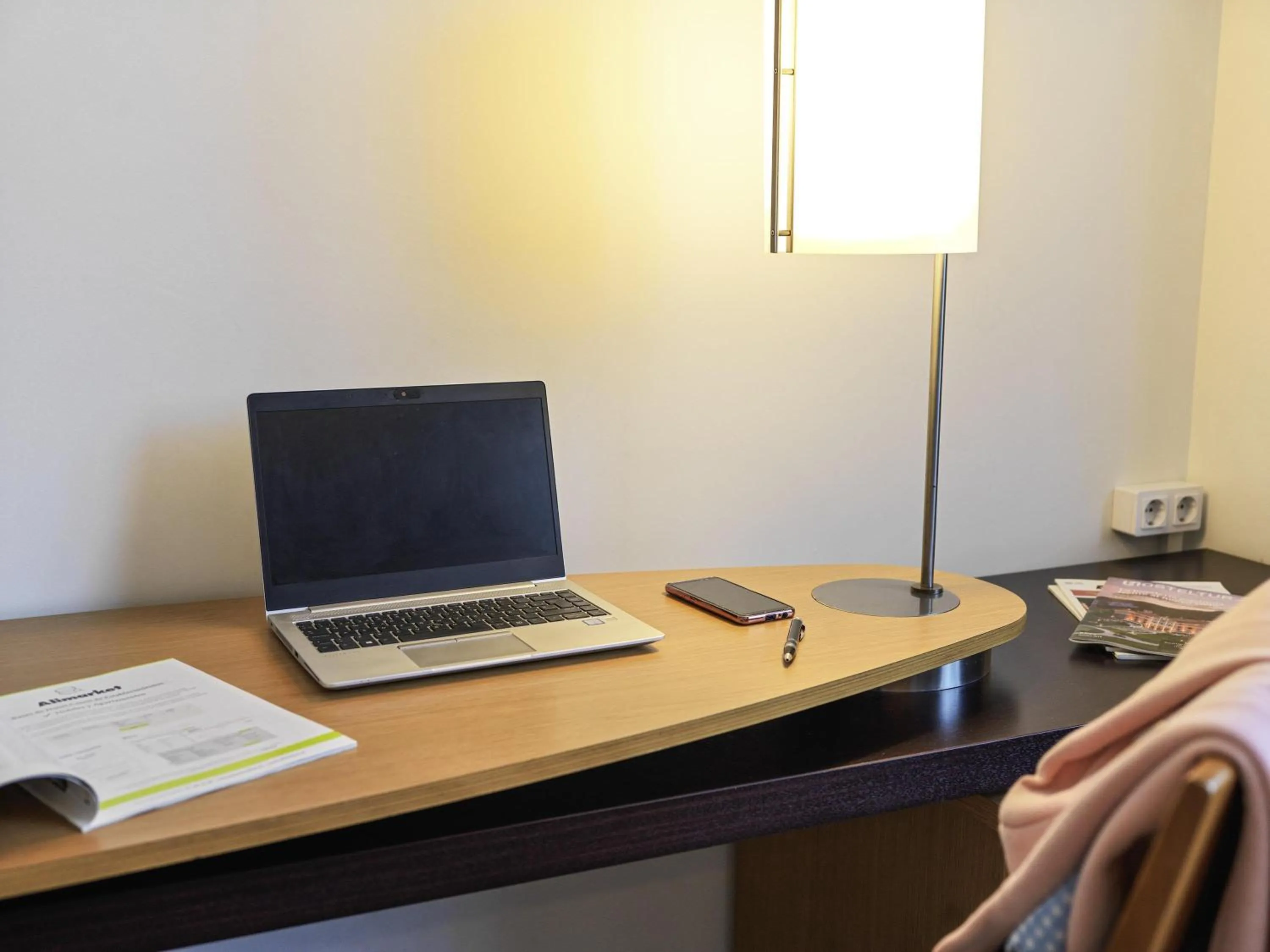 Bedroom in Novotel Sevilla