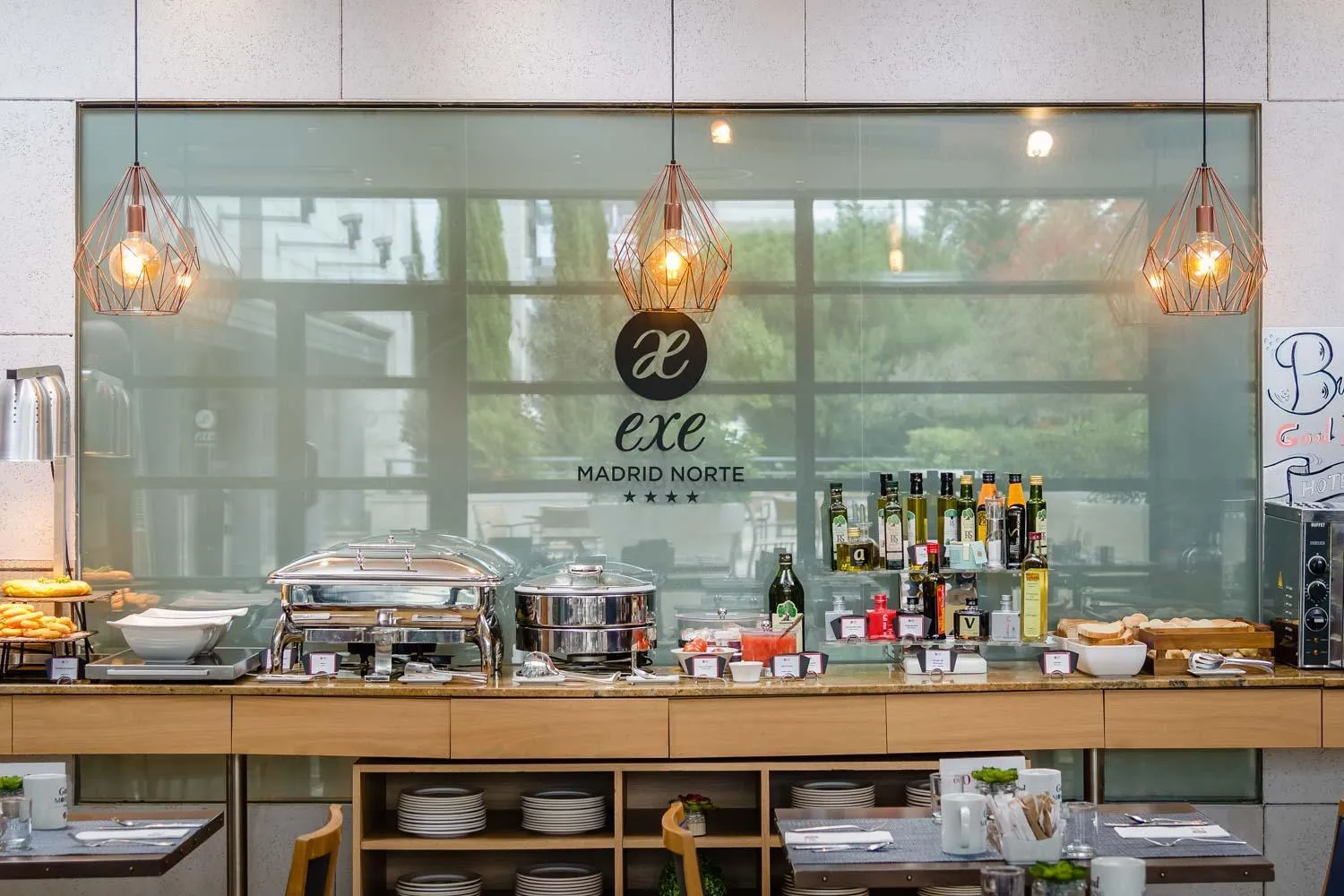 Buffet breakfast in Exe Madrid Norte