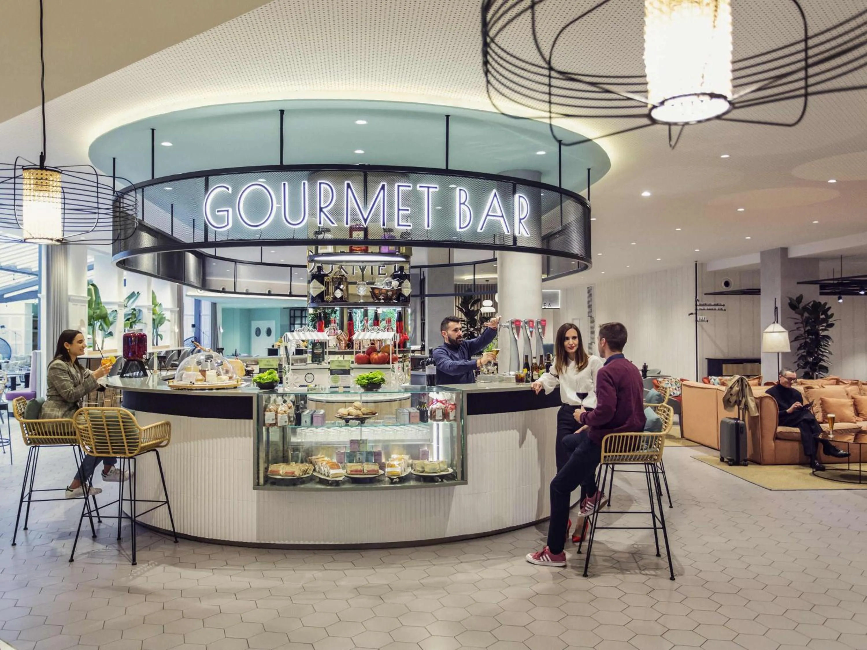 Lounge or bar in Novotel Campo De Las Naciones