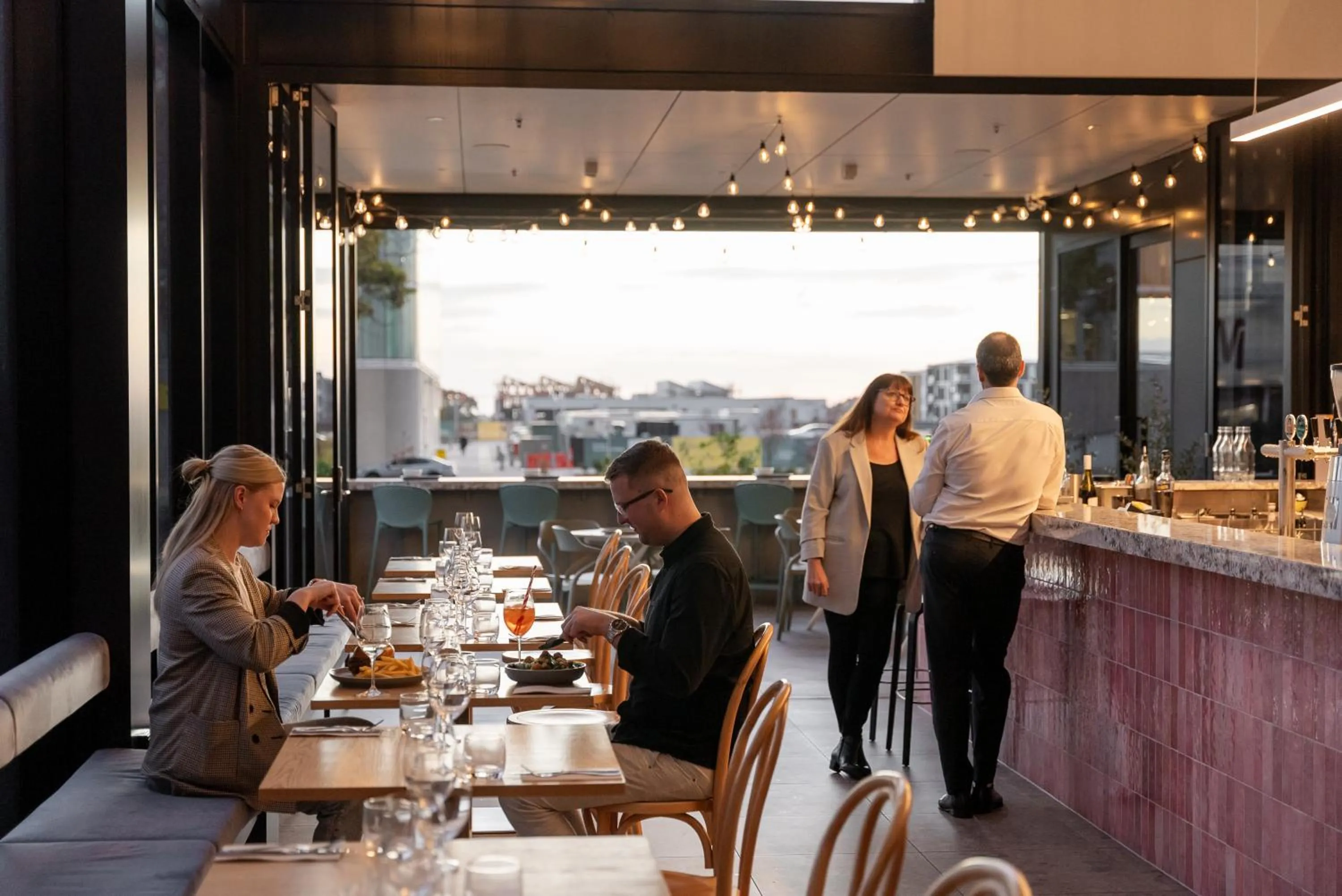 Restaurant/places to eat in Mantra Tonsley Adelaide