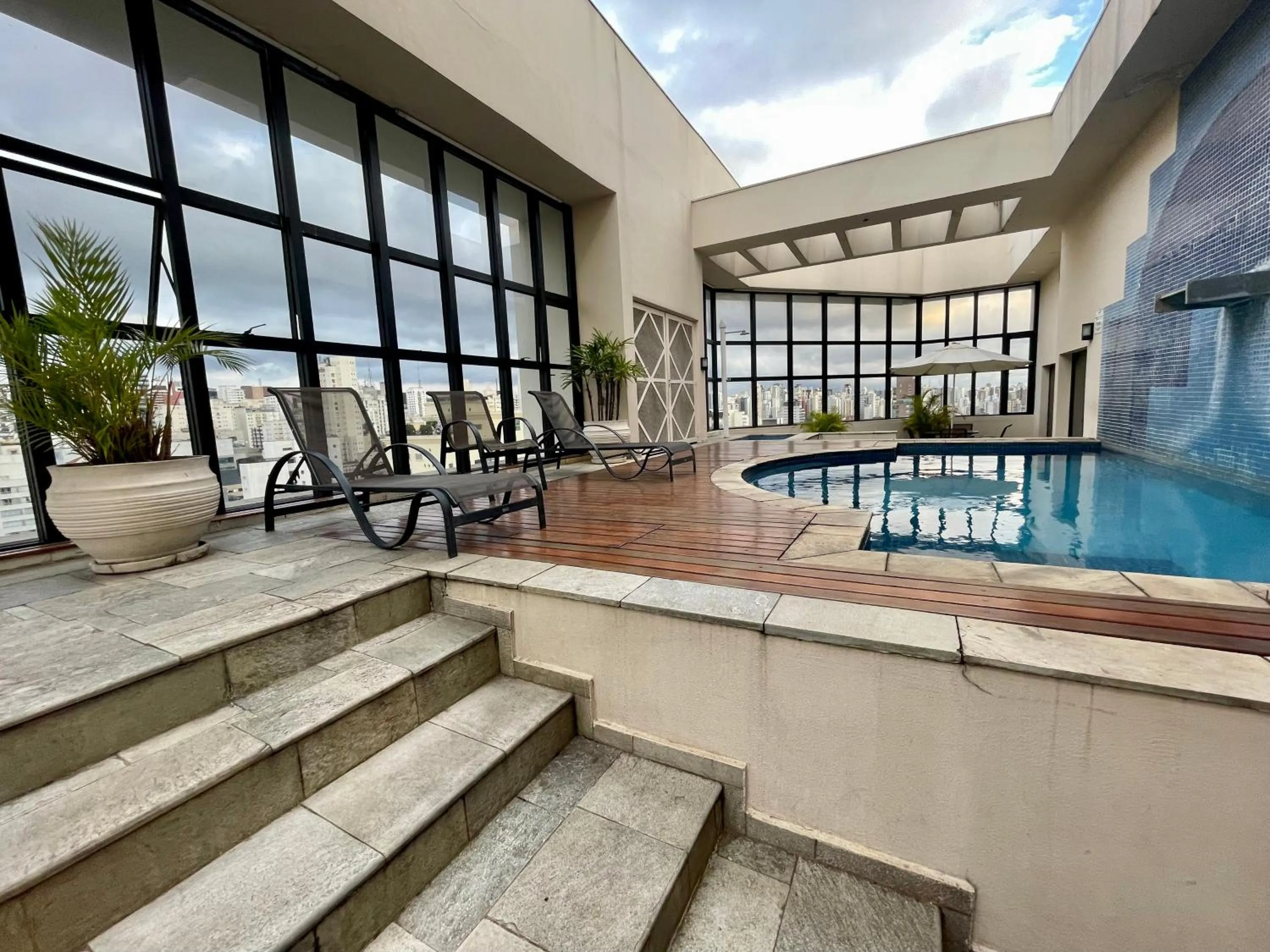 Swimming pool in Três de Julho Flats - Jardins II