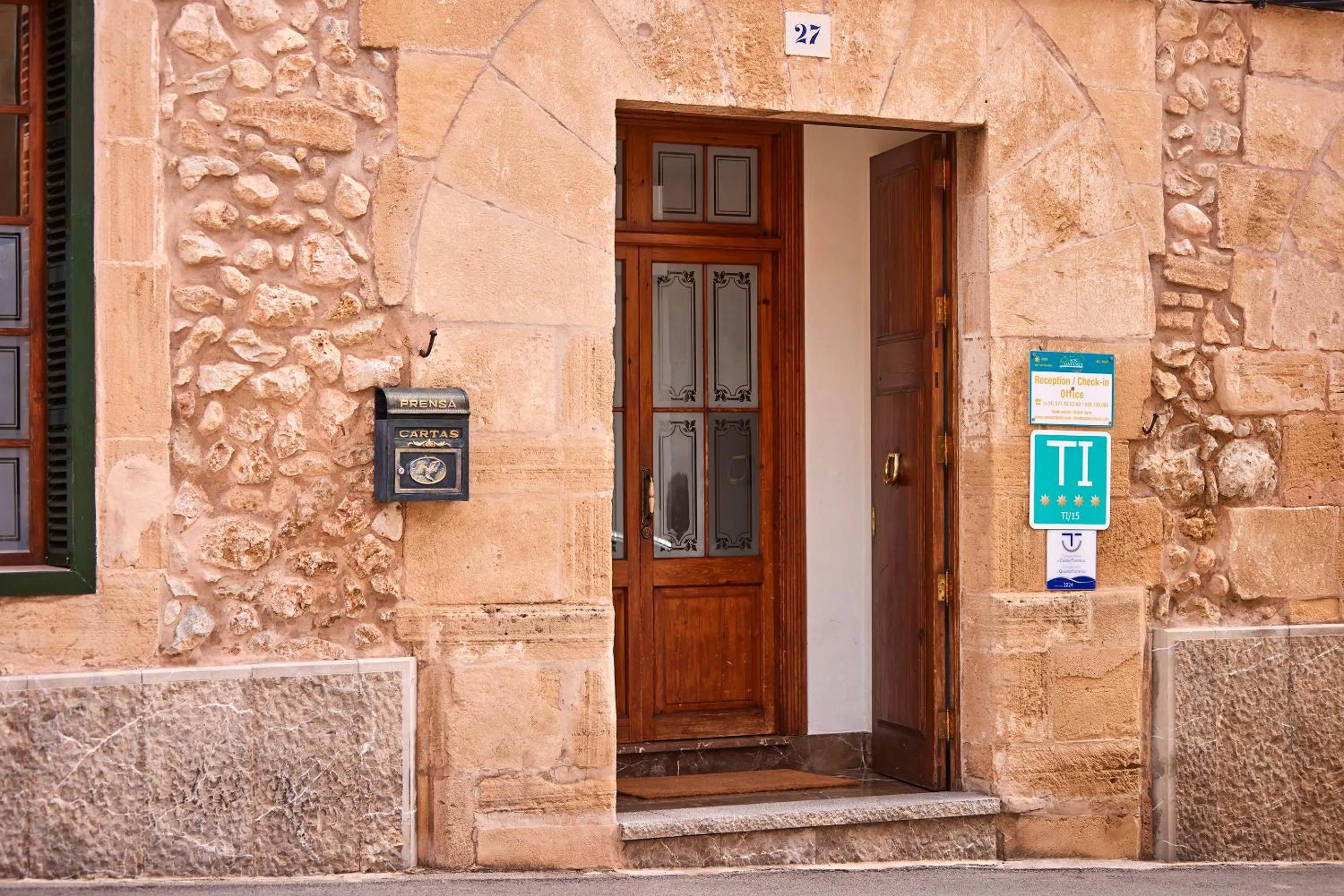 Facade/entrance in Casa Son Sant Jordi