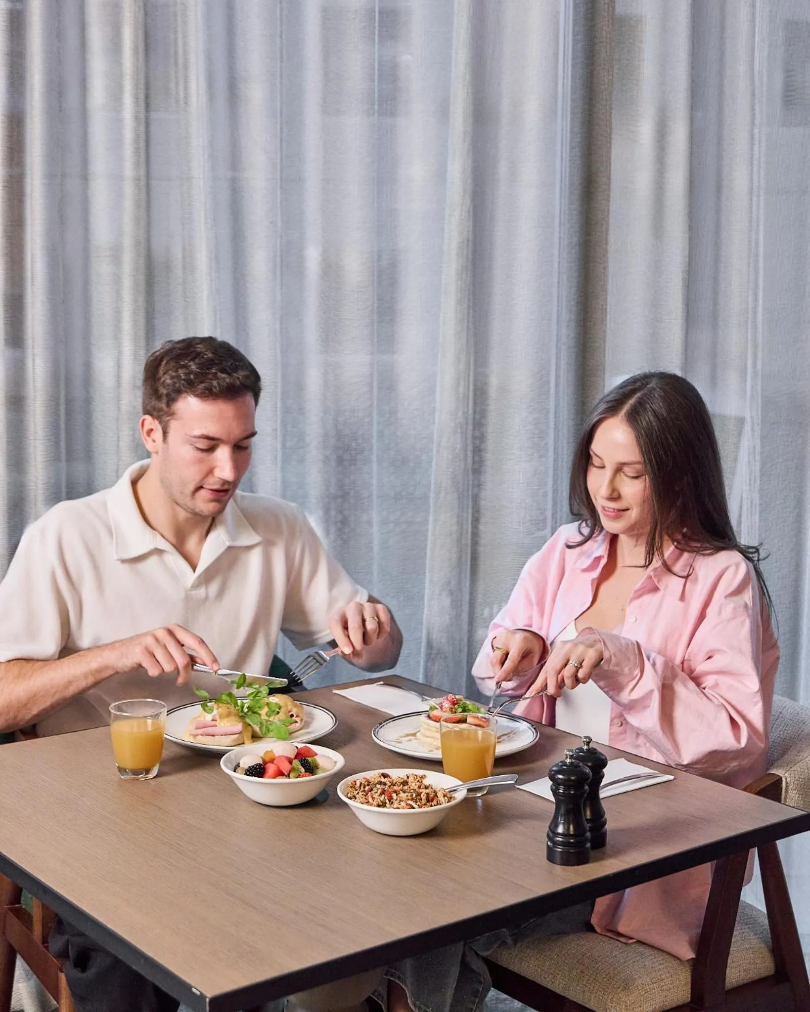 Restaurant/places to eat in Dorsett Melbourne