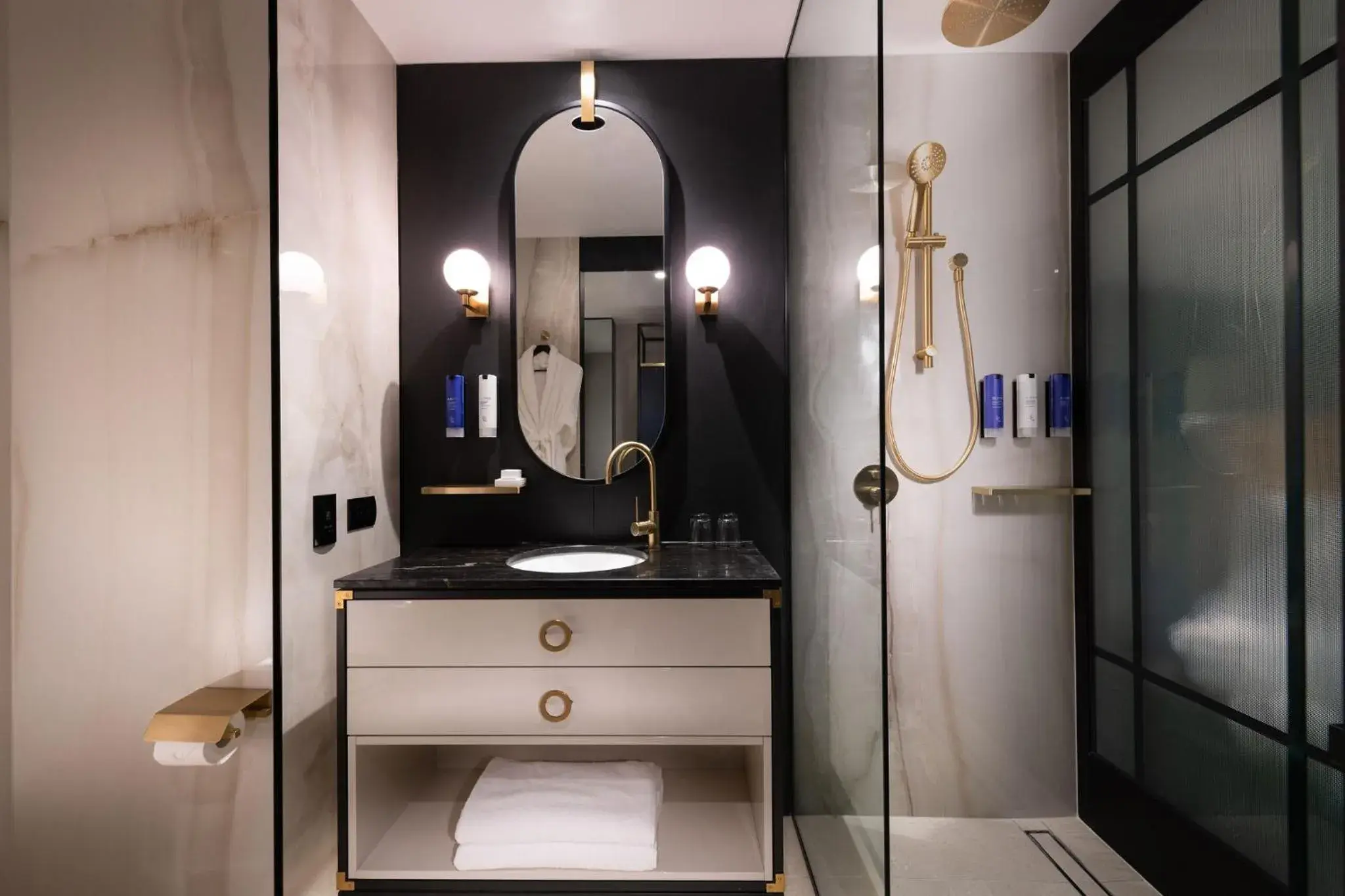 Executive King Balcony - Includes Executive Lounge Access in Dorsett Melbourne Executive King Balcony - Includes Executive Lounge Access in Dorsett Melbourne