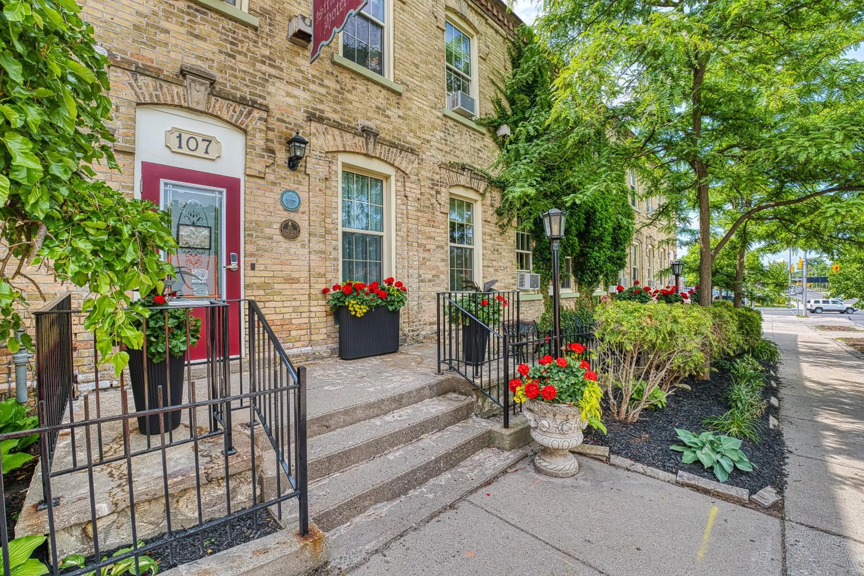 Facade/entrance in The Stratford Hotel by Hoco Hotels Collection