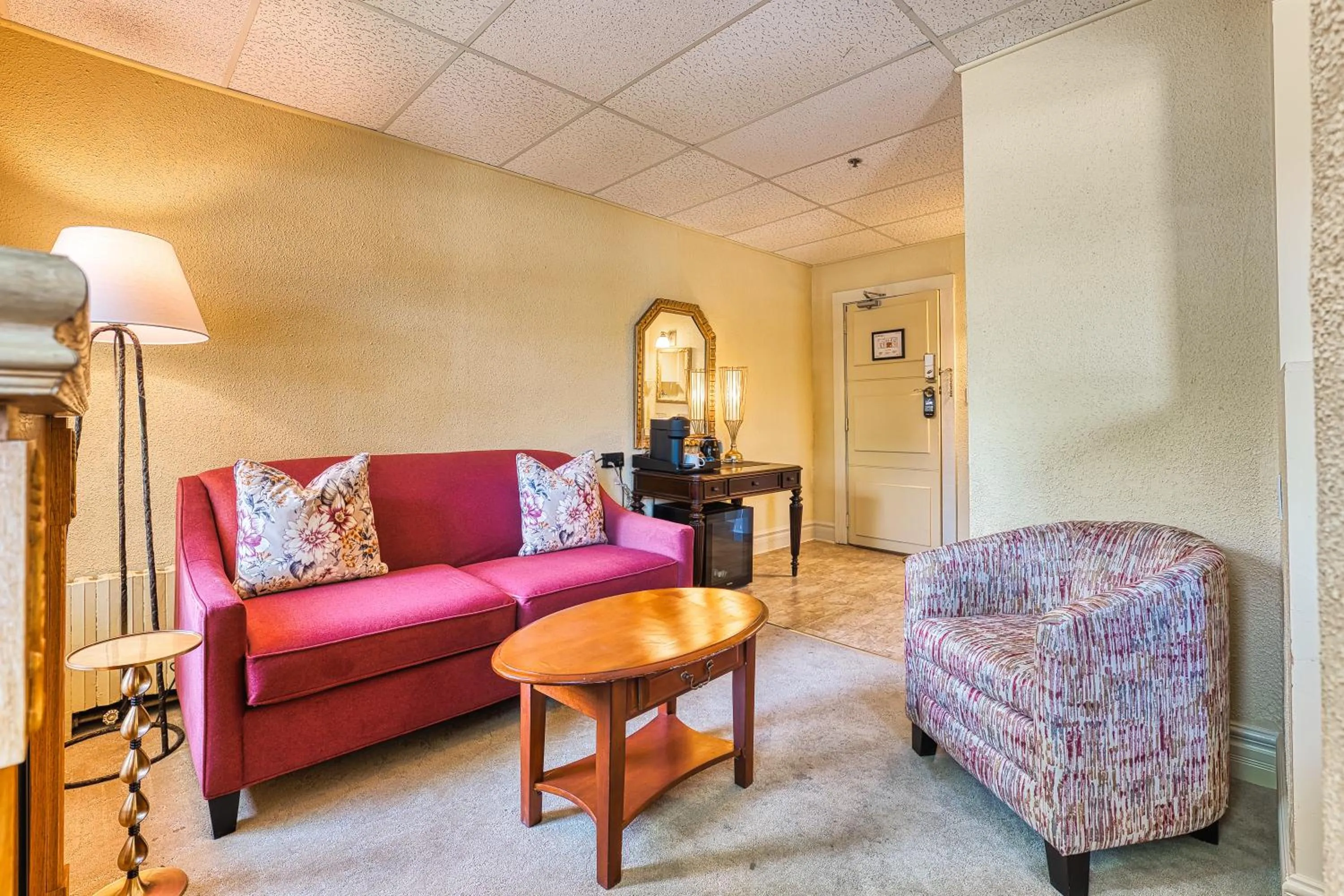 Living room in The Stratford Hotel by Hoco Hotels Collection