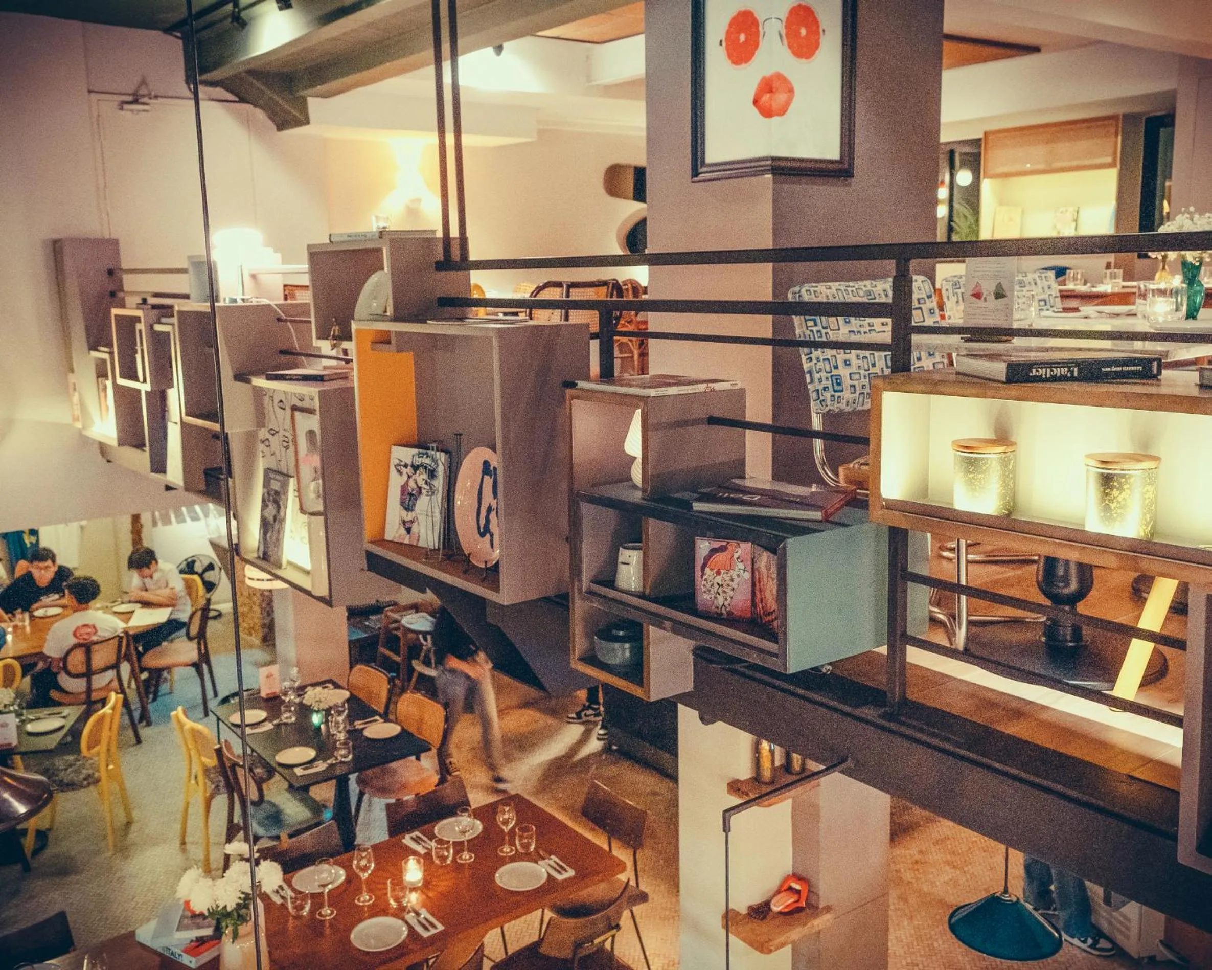 Restaurant/places to eat in Uno Express