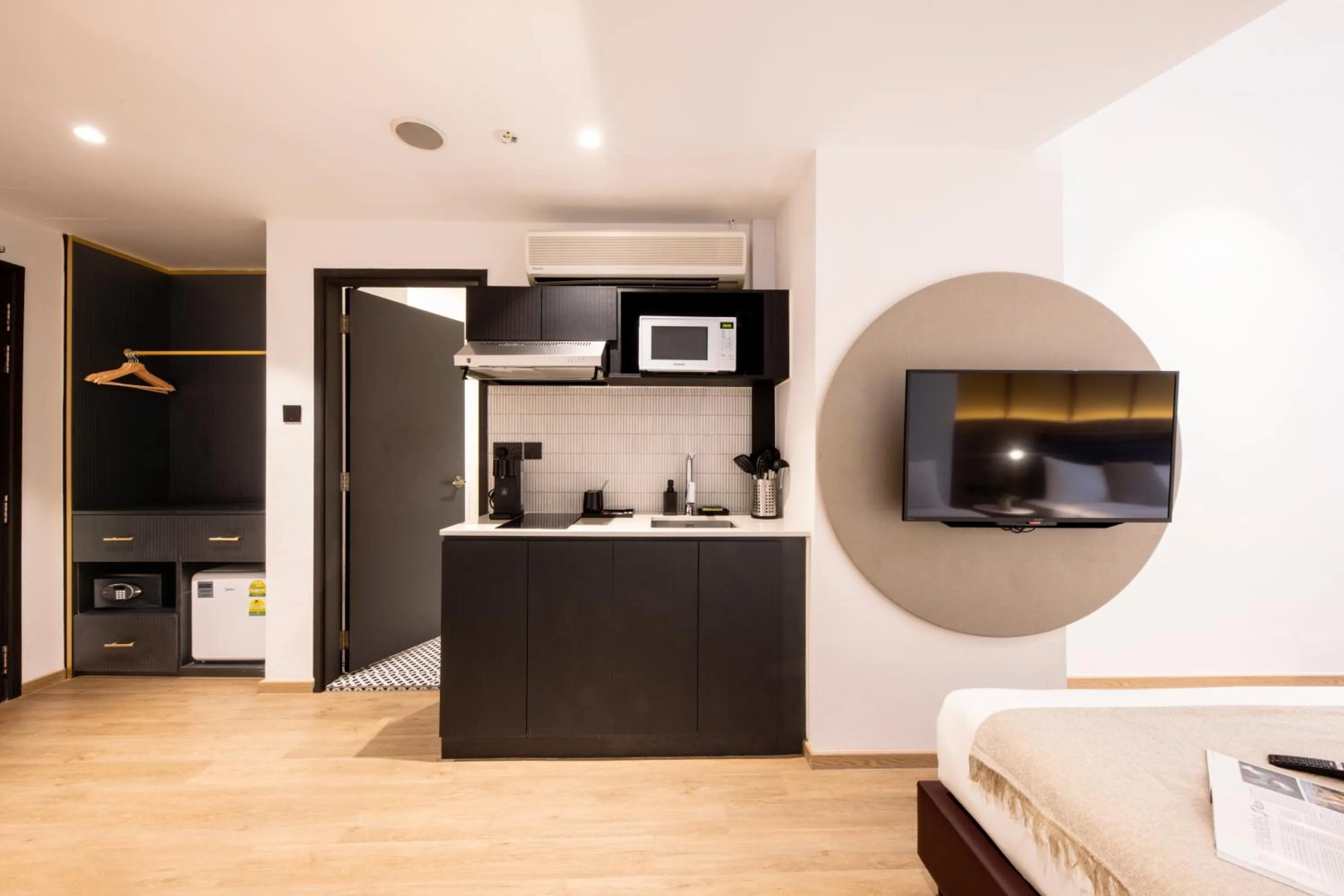 Kitchen or kitchenette in Owen House by Habyt