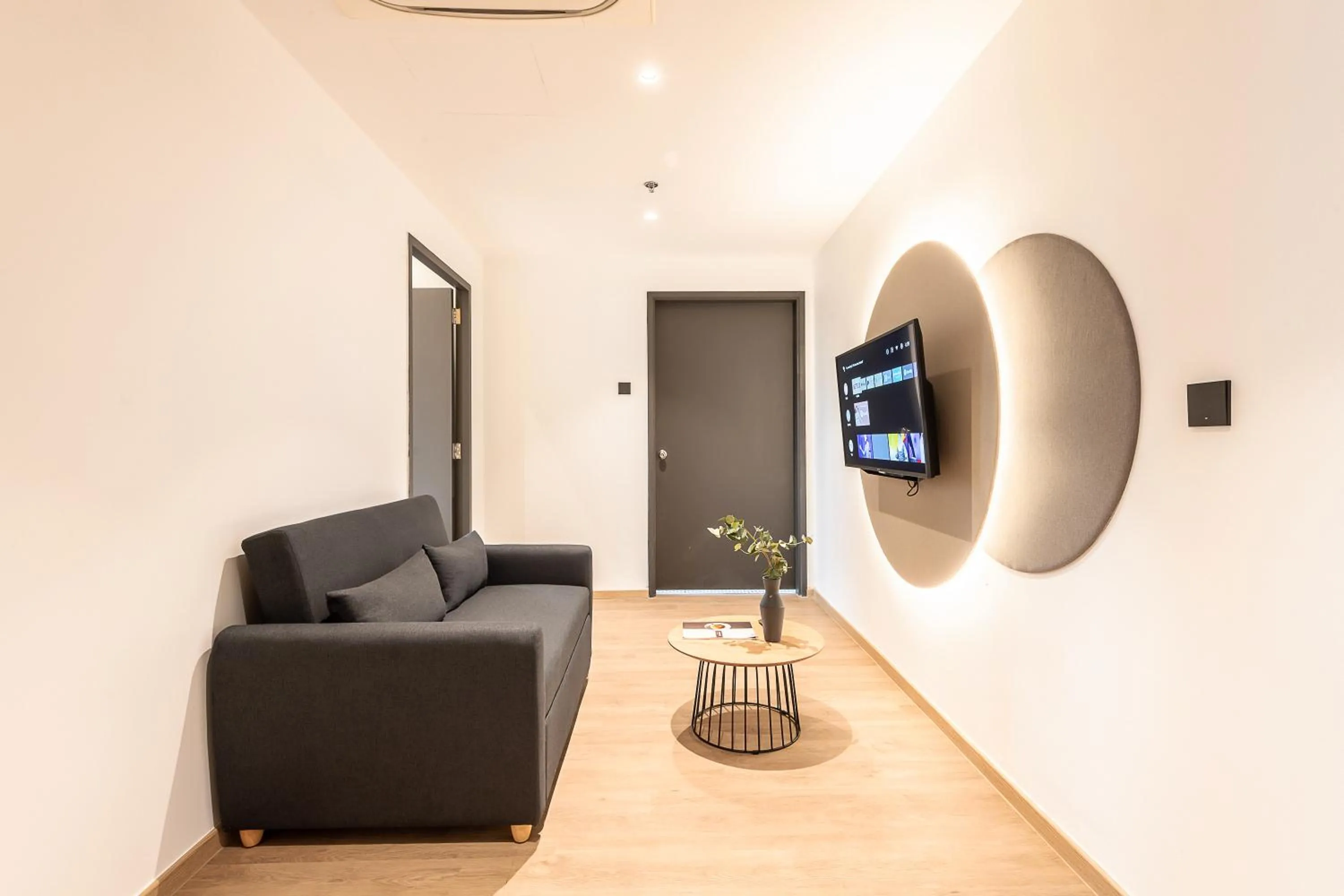 Living room in Owen House by Habyt