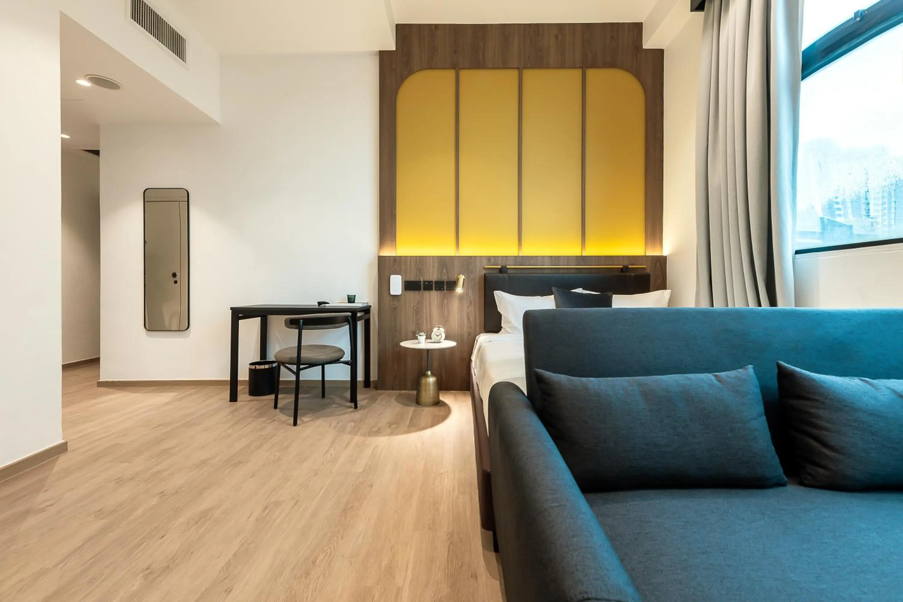 Seating area in Owen House by Habyt