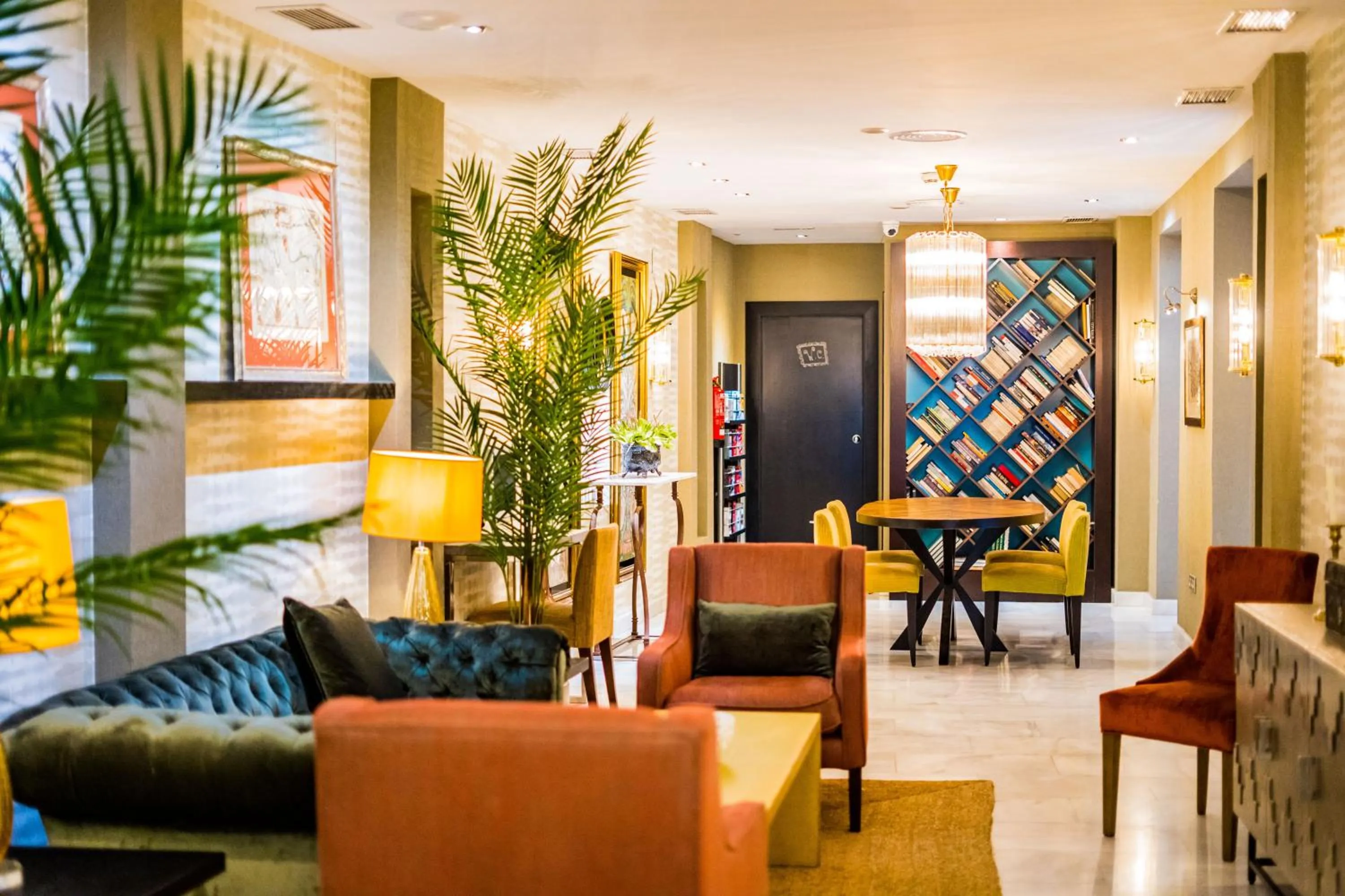 Lobby or reception in Hotel Meninas - Boutique Opera