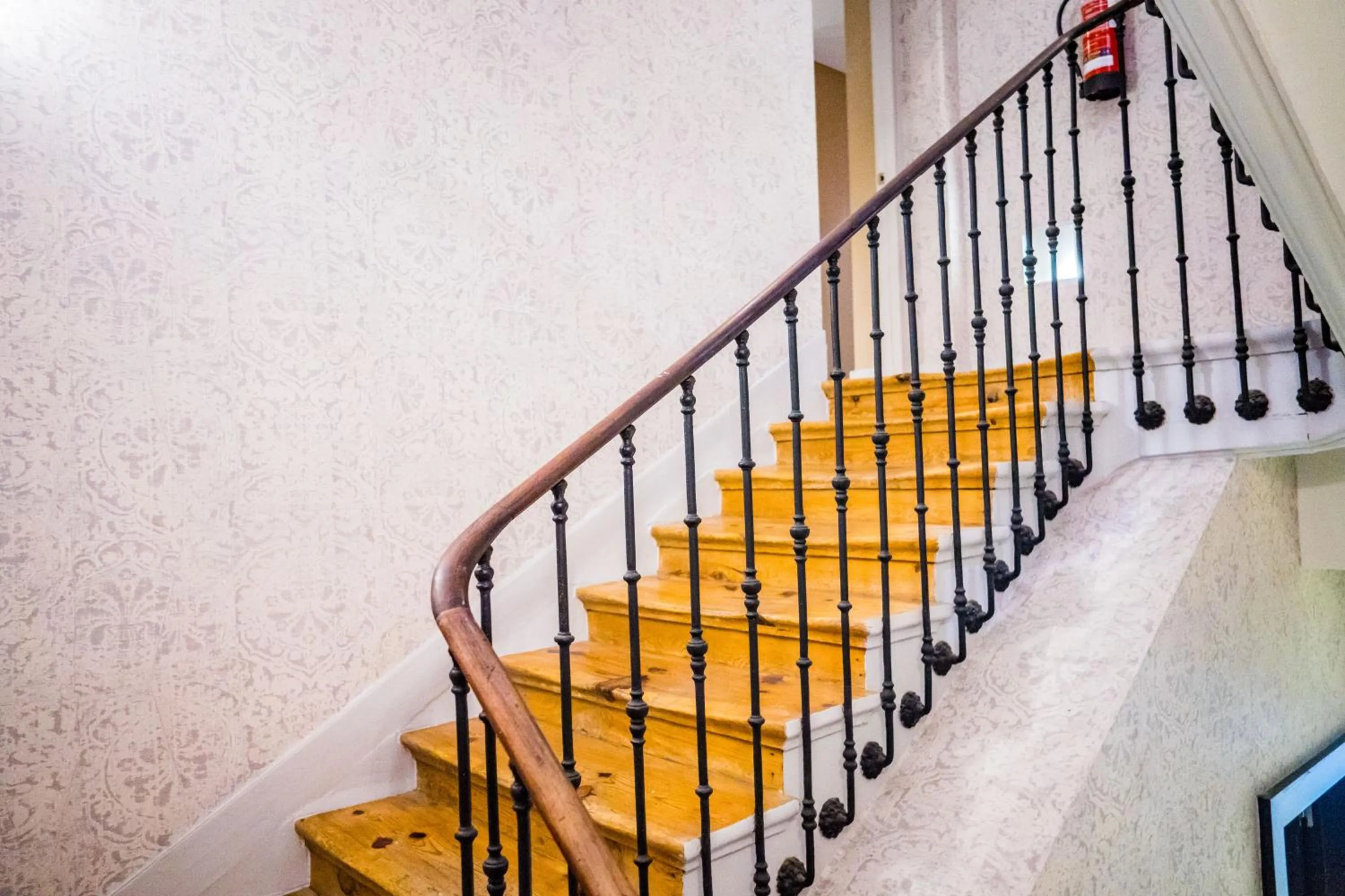 Property building in Hotel Meninas - Boutique Opera