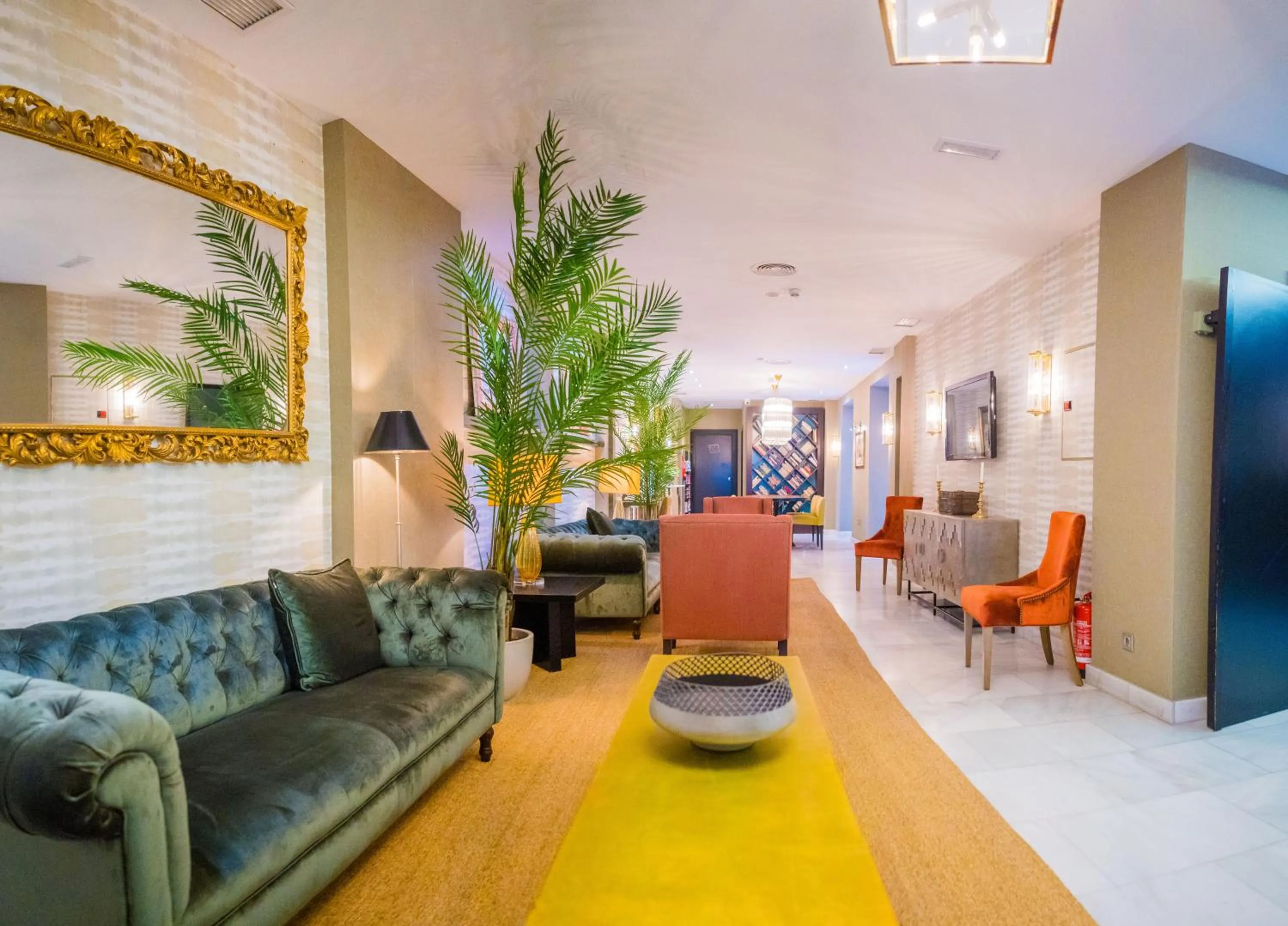 Lobby or reception in Hotel Meninas - Boutique Opera