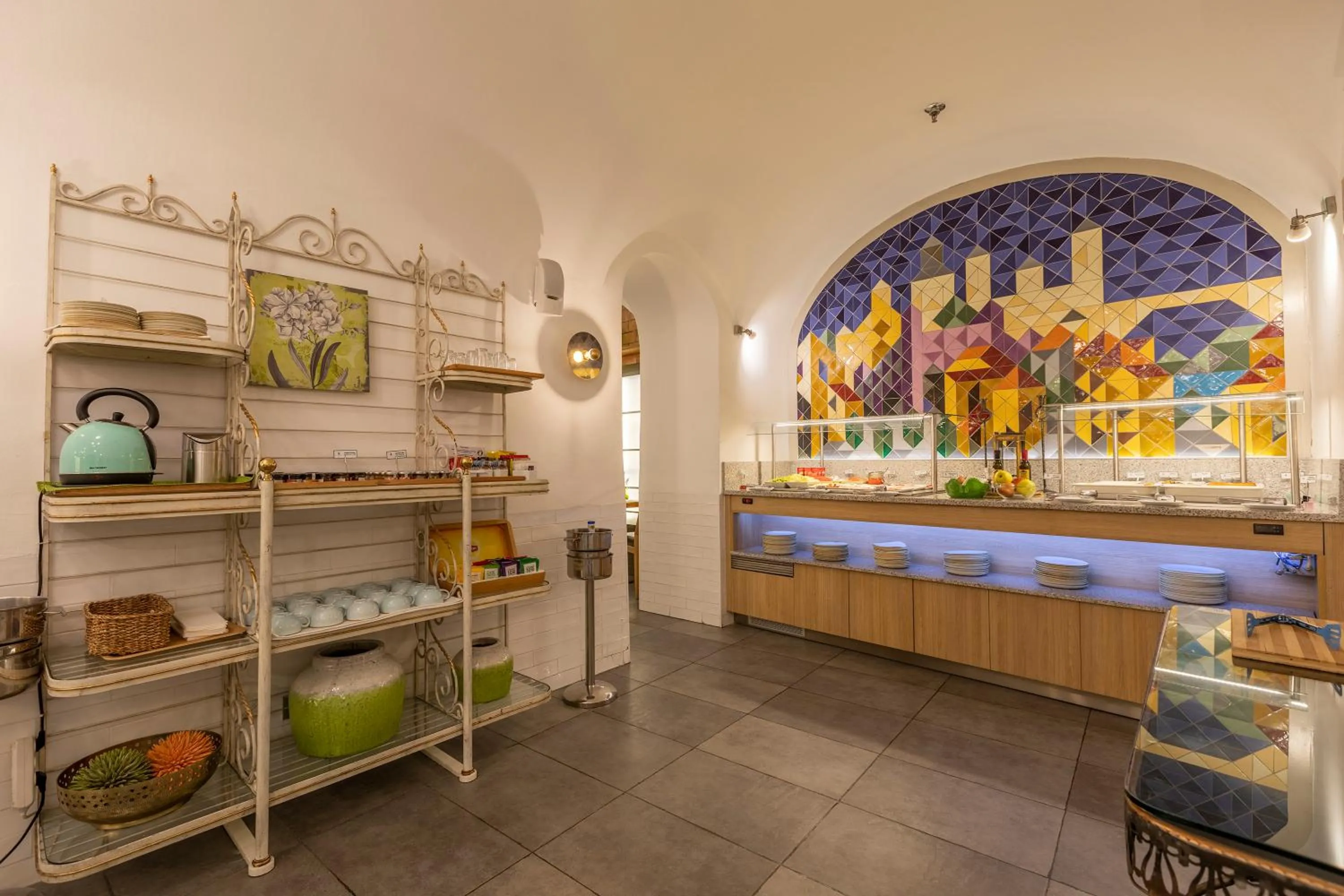 Buffet breakfast in Hotel Meninas - Boutique Opera