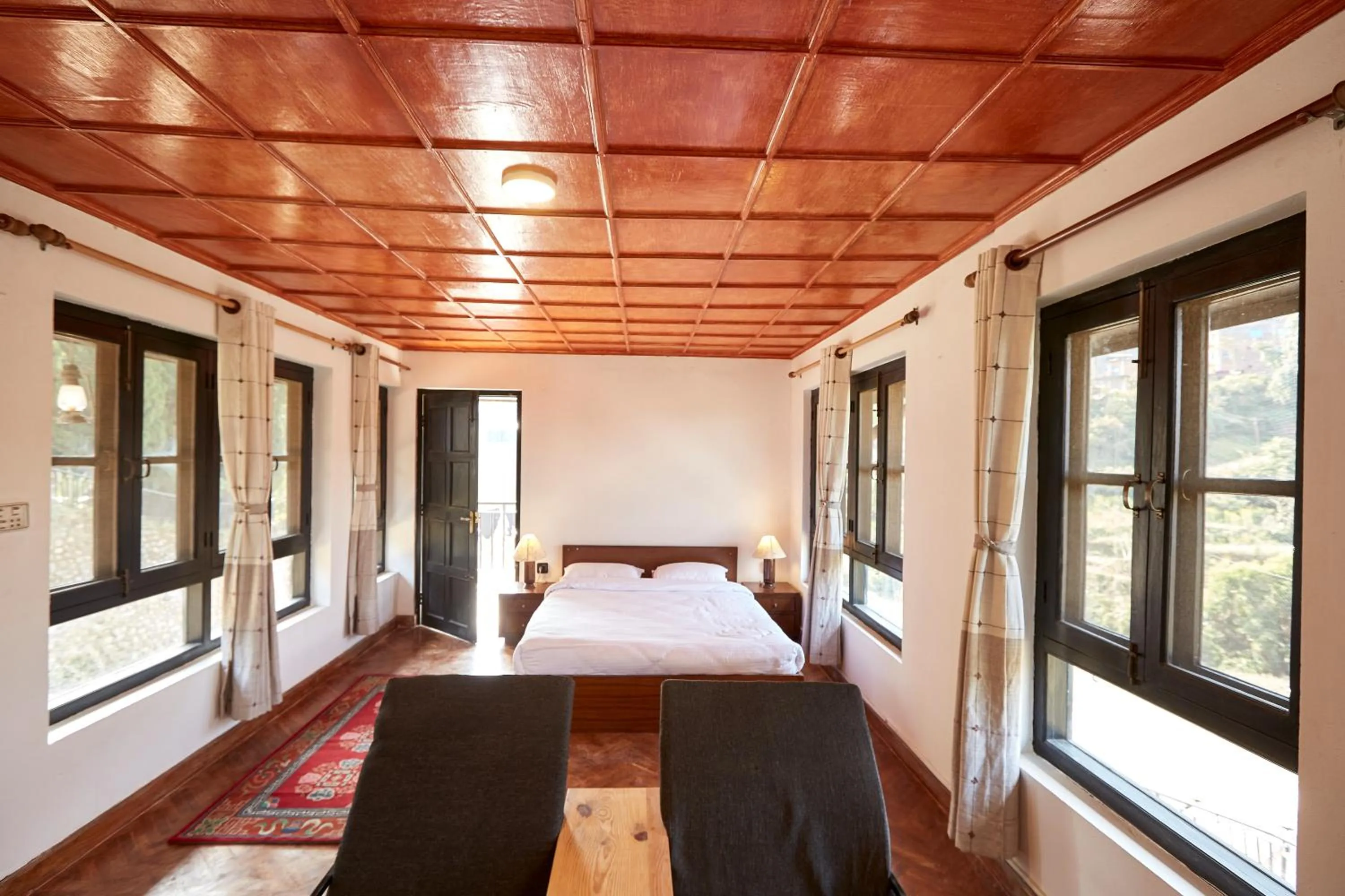 Living room, Bed in Himalayan Hideaway