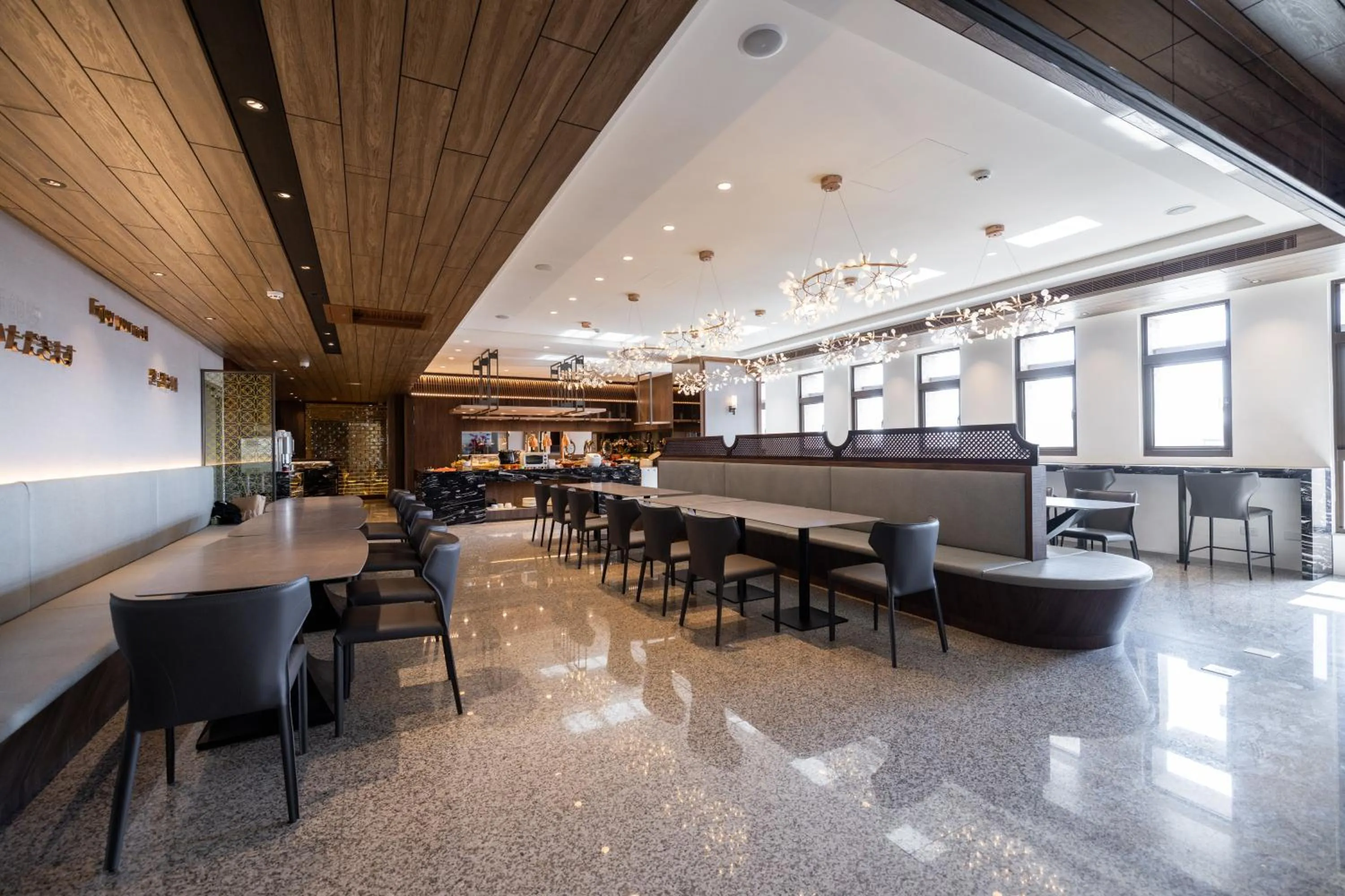 Restaurant/places to eat in Euphoria Hotel Lukang