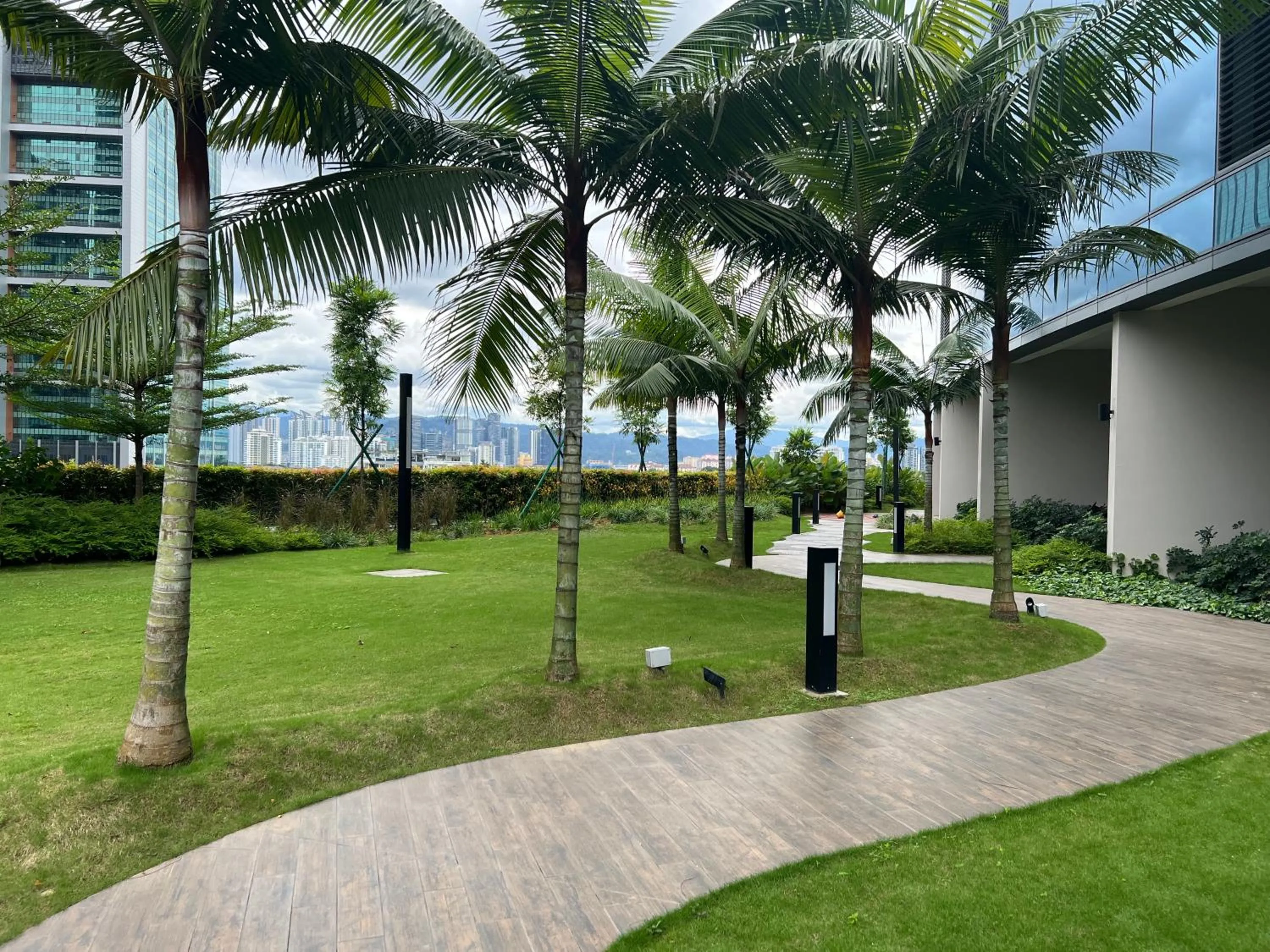 Day in Eaton Residences KLCC by WSD