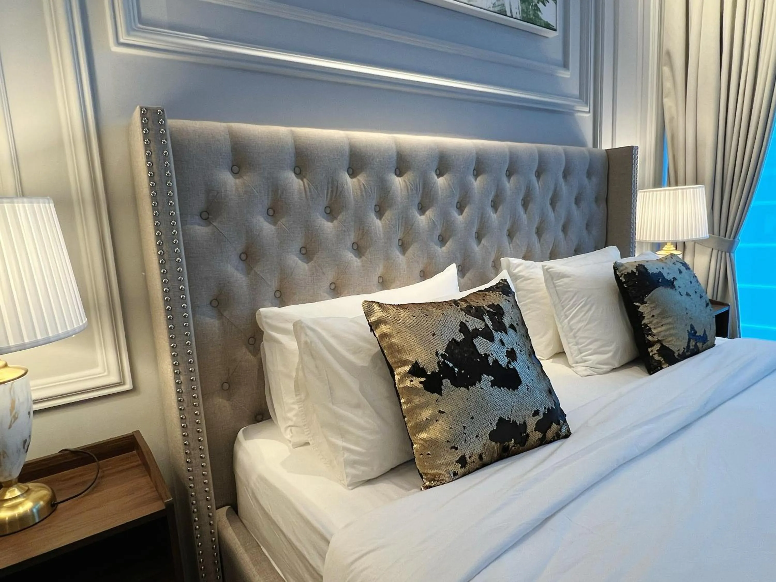 Bed in Eaton Residences KLCC by WSD