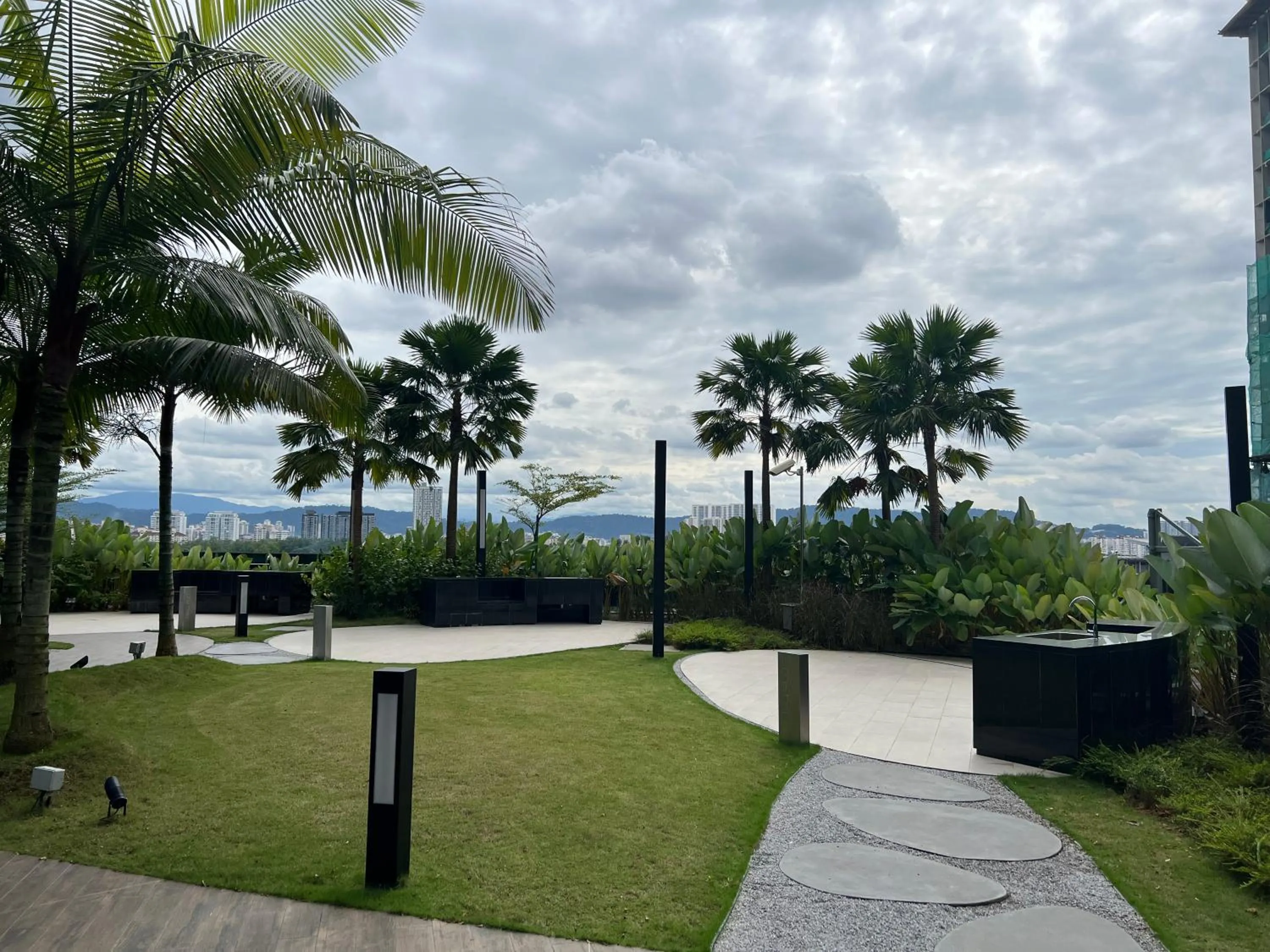 Day in Eaton Residences KLCC by WSD