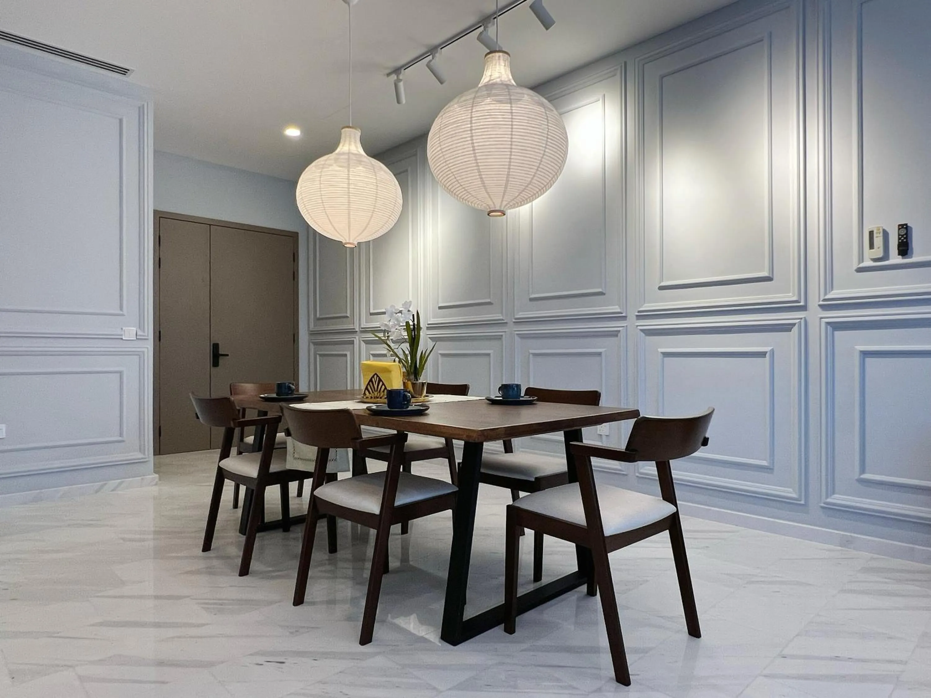 Dining area in Eaton Residences KLCC by WSD