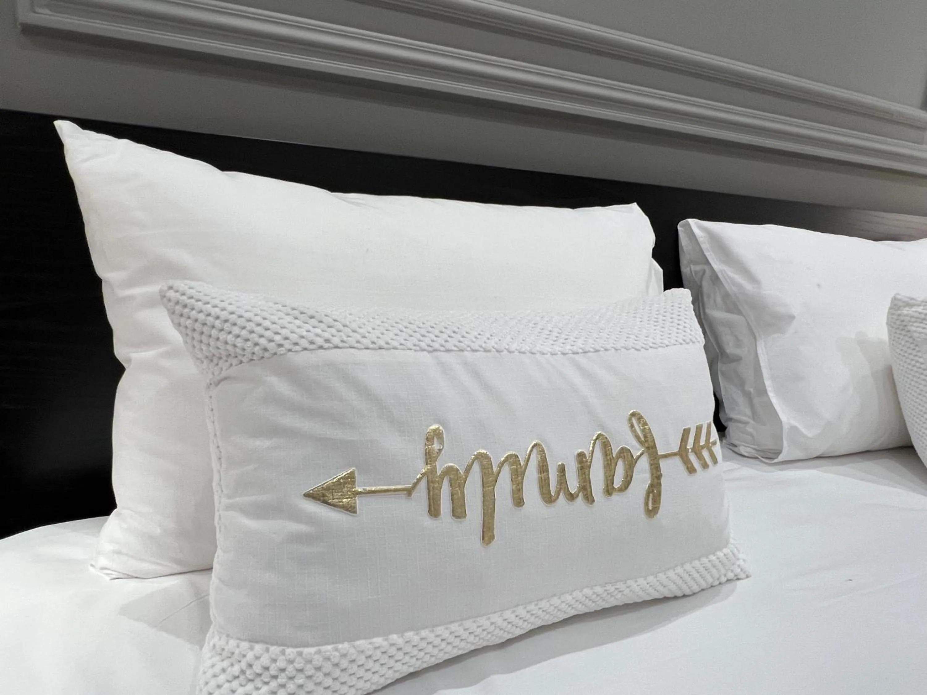 Bed in Eaton Residences KLCC by WSD