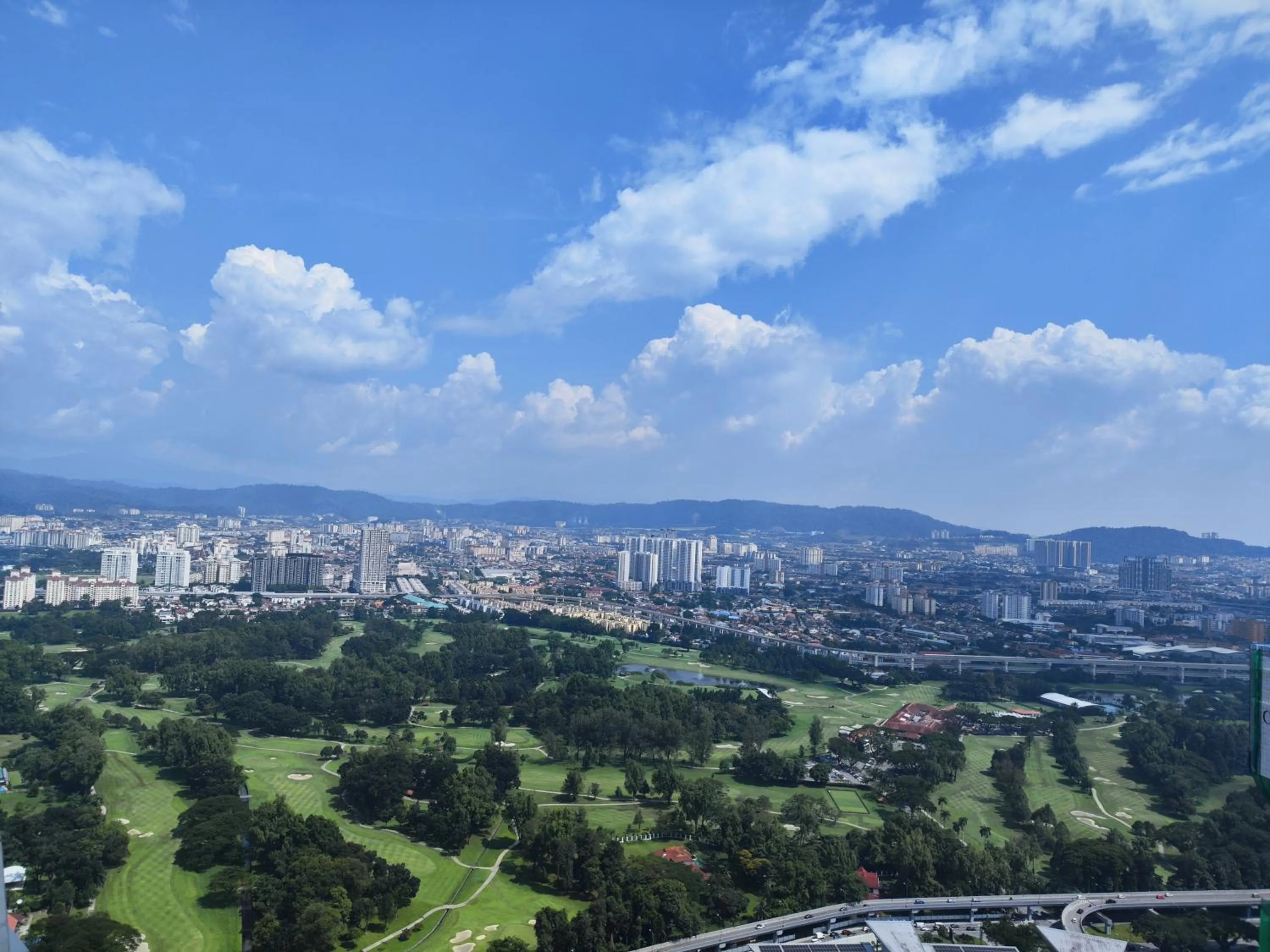 Day in Eaton Residences KLCC by WSD