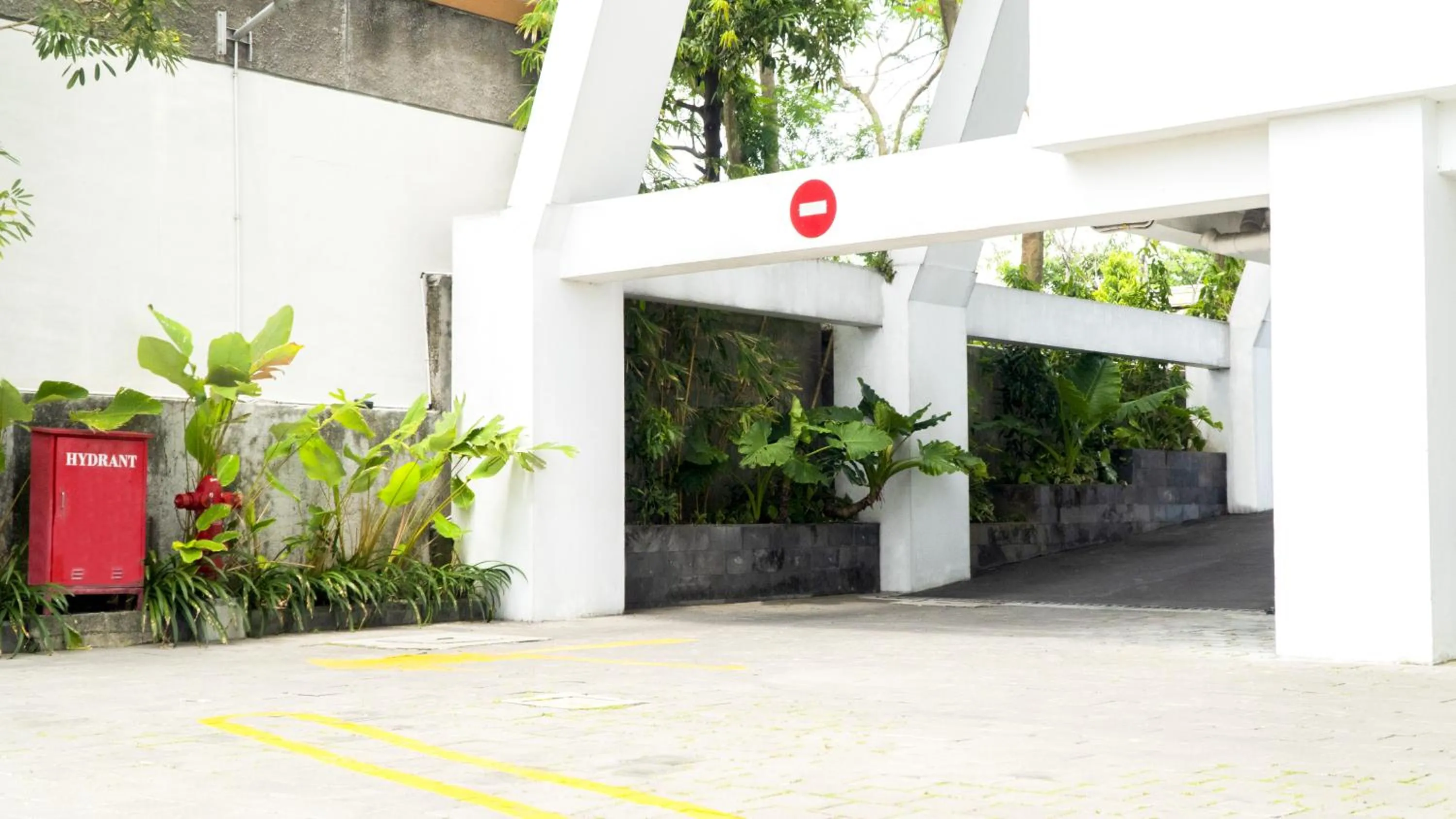 Facade/entrance in Menara One Hotel by Menara Santosa