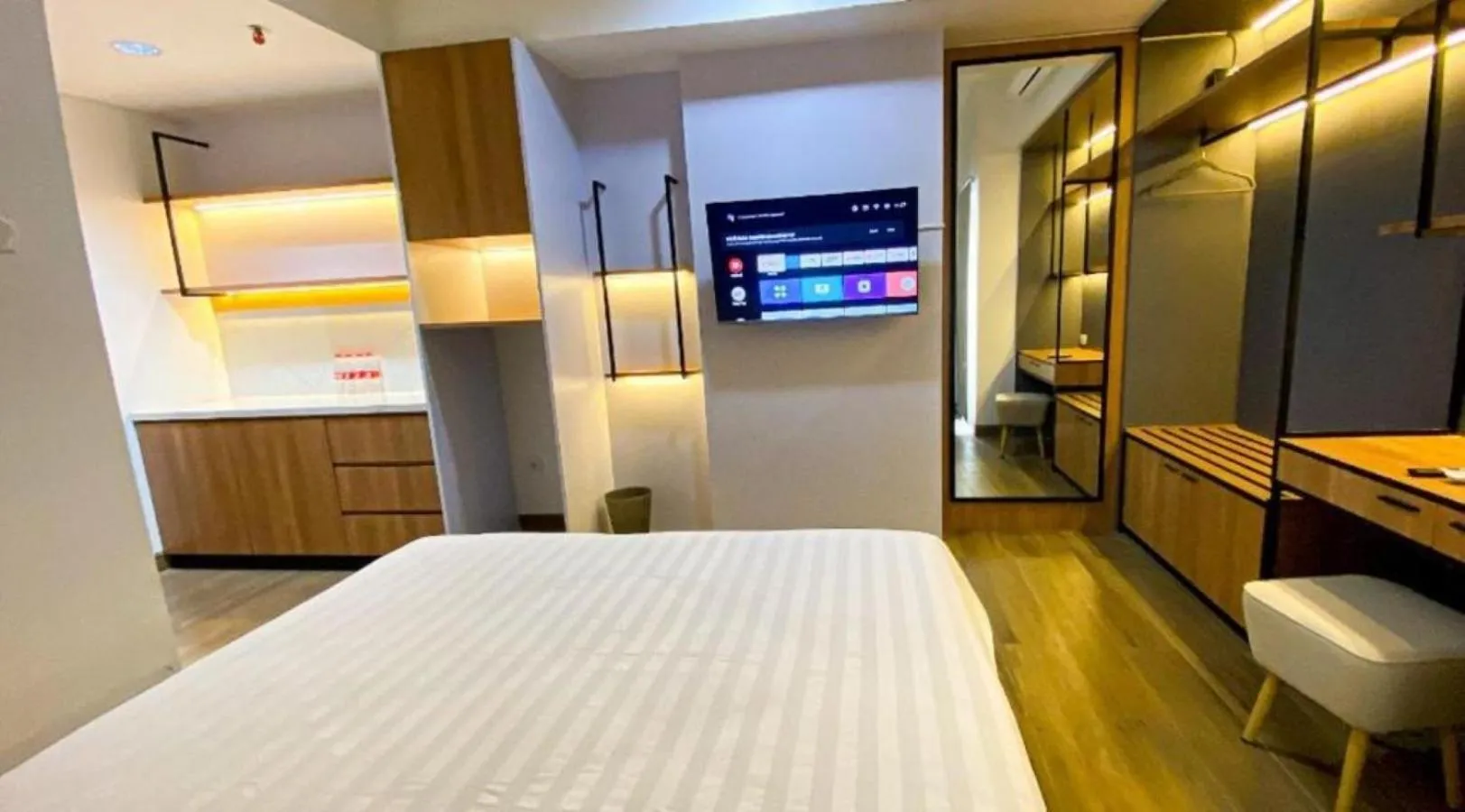 Bed in One Living At Menara One