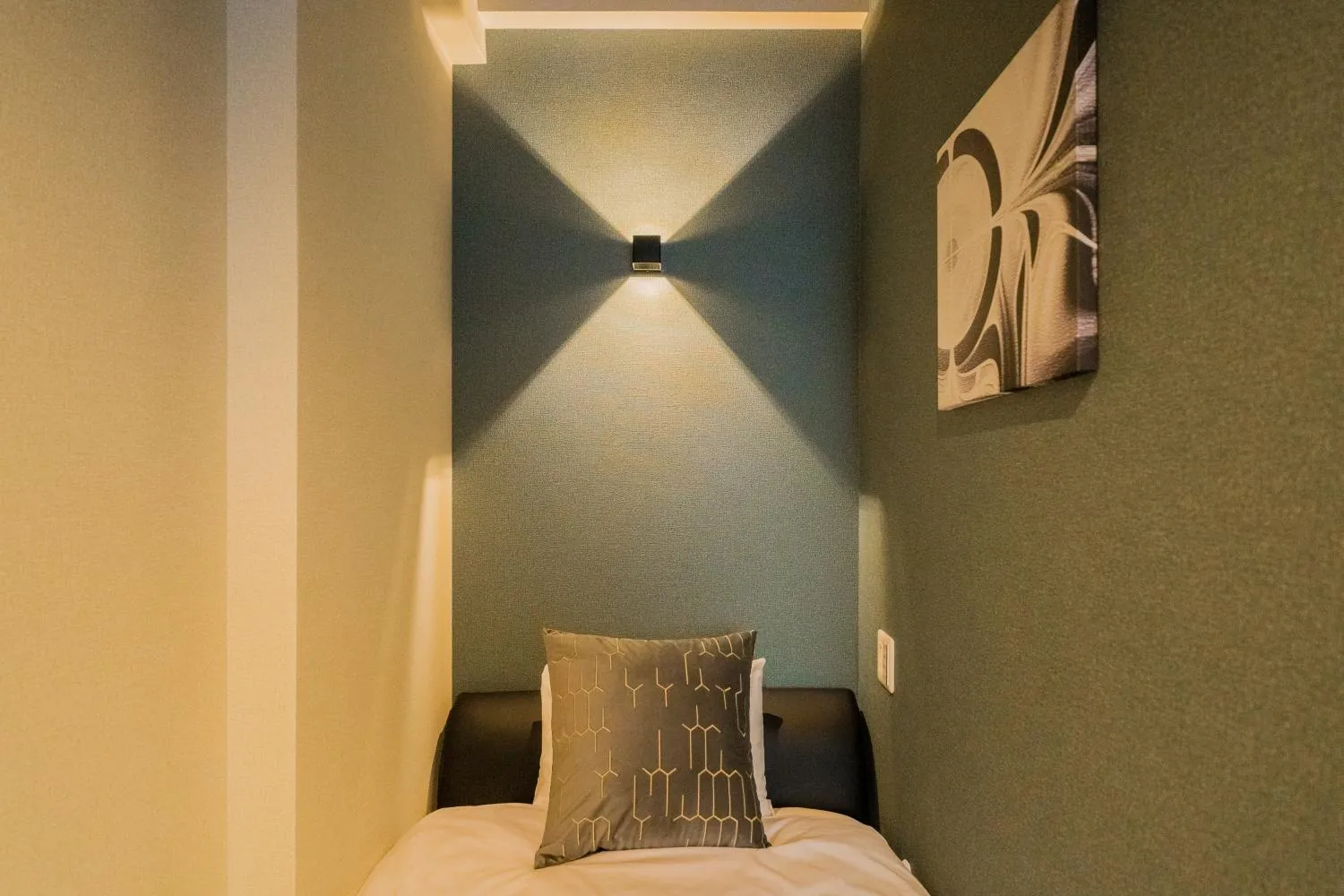 Bed in UCHI Asakusabashi