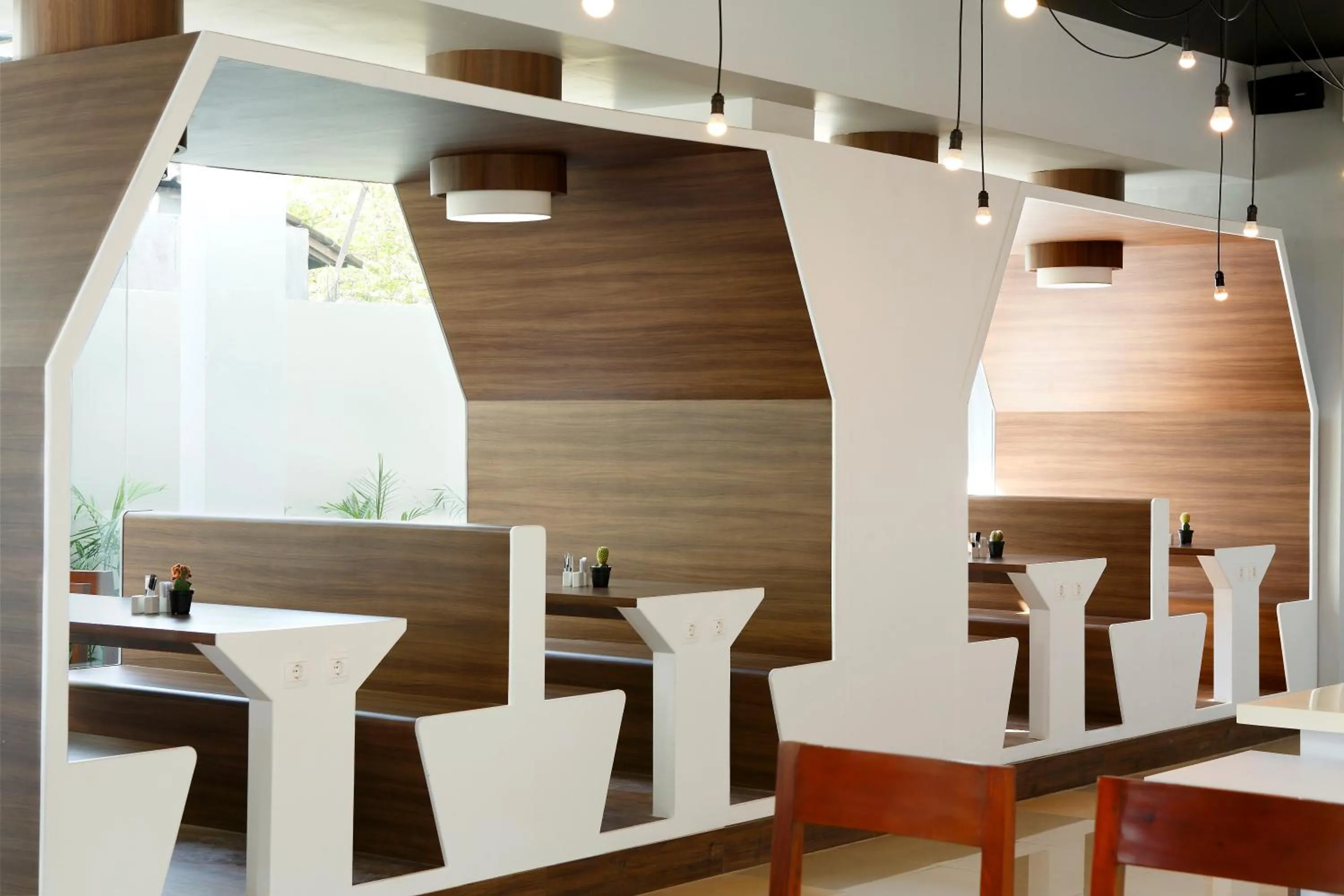 Berry Biz Hotel Sunset Road