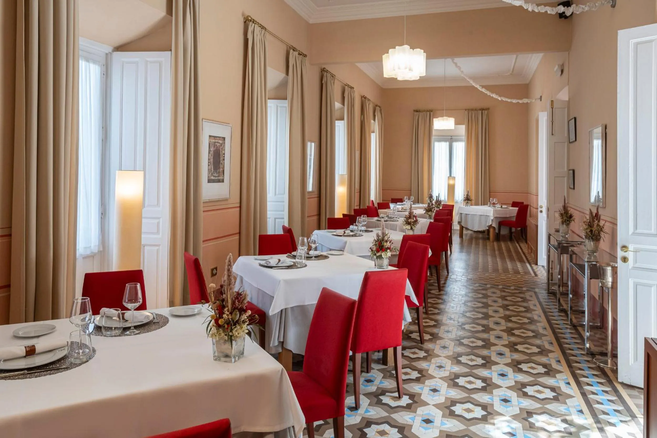 Restaurant/places to eat in Hotel Mirador de Llerena