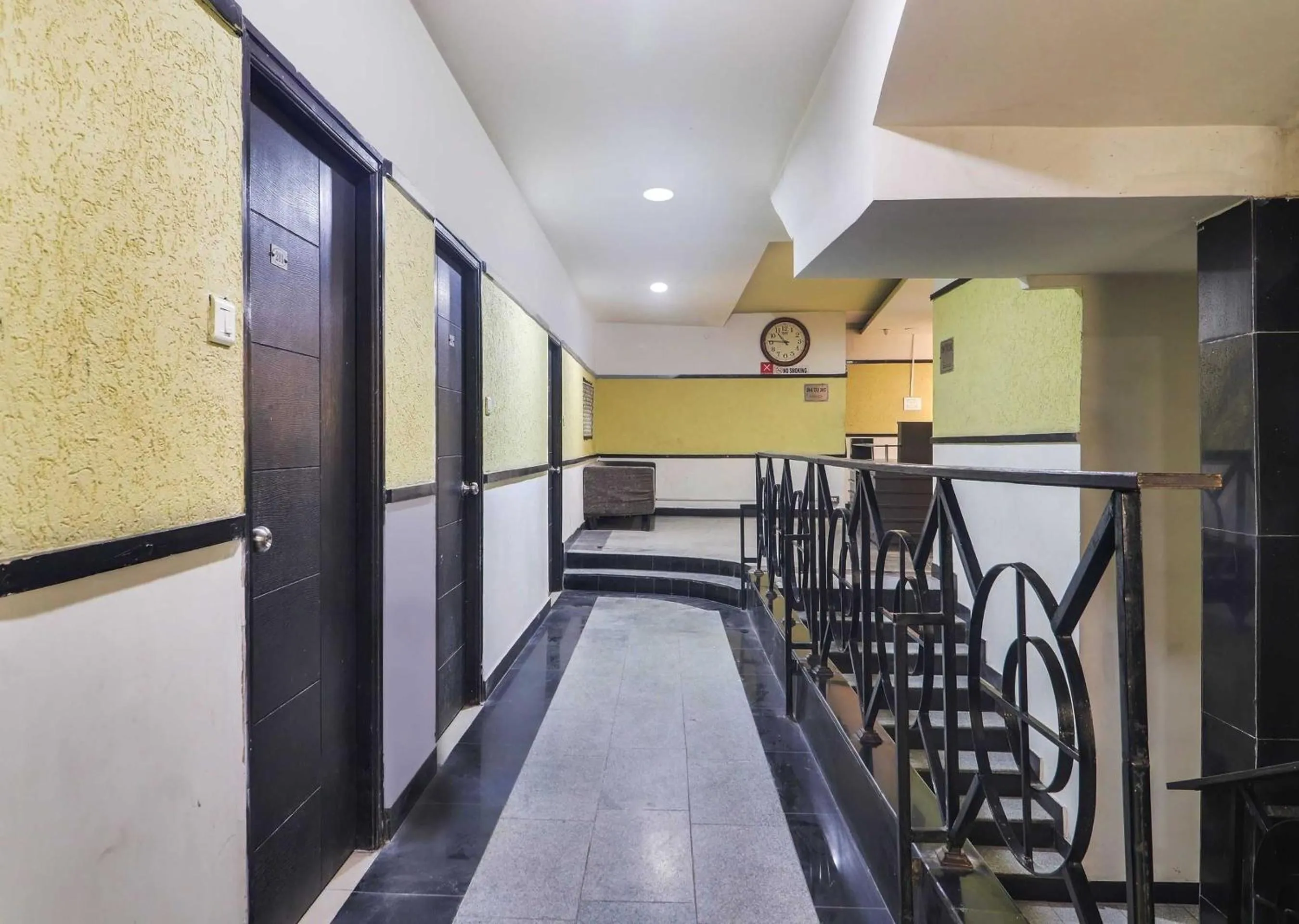 Lobby or reception in Super Hotel O Qualia Hotel Dilsukhnagar Near Dilsukhnagar Metro Station