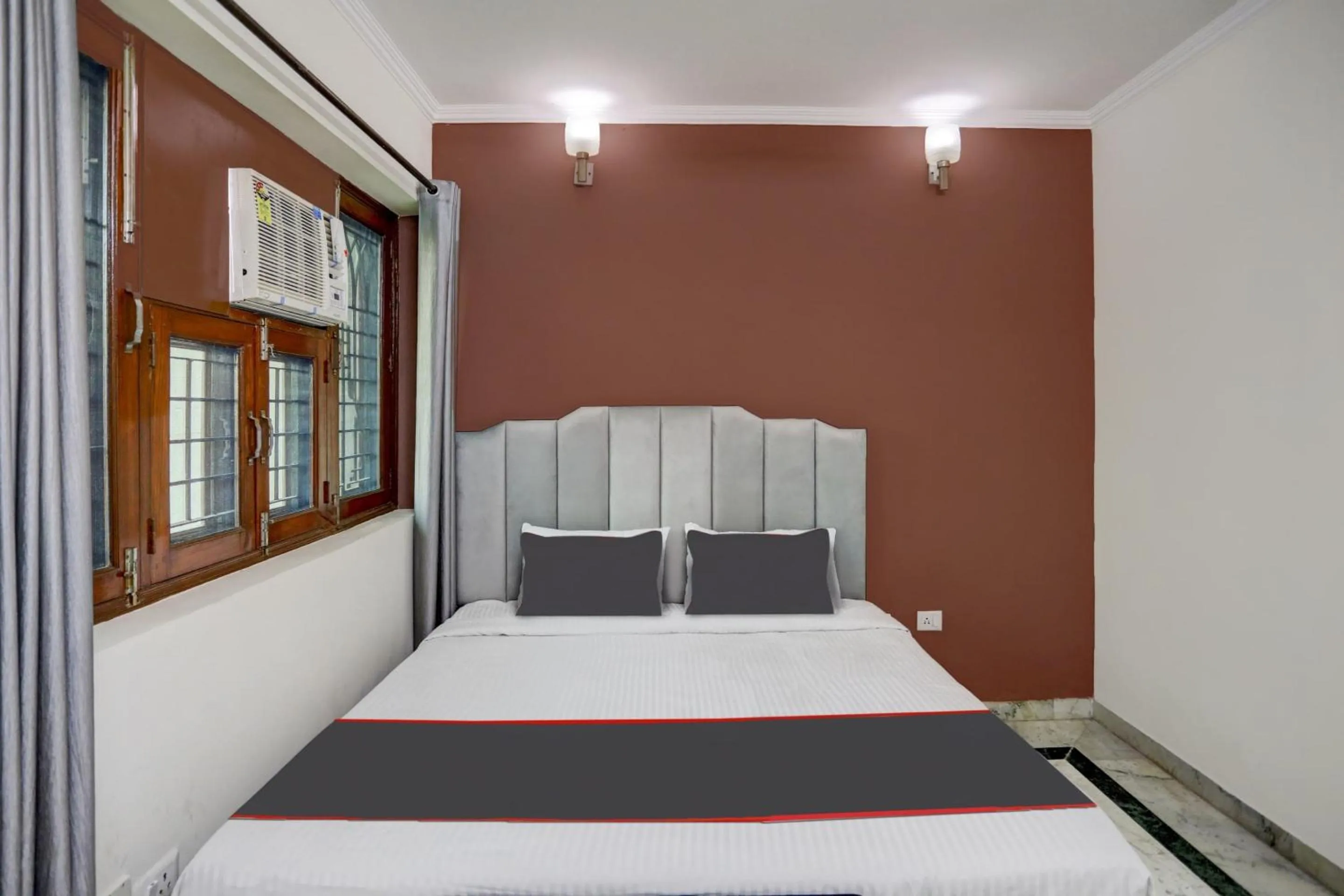 Bedroom, Bed in Hotel O Uk House Residency
