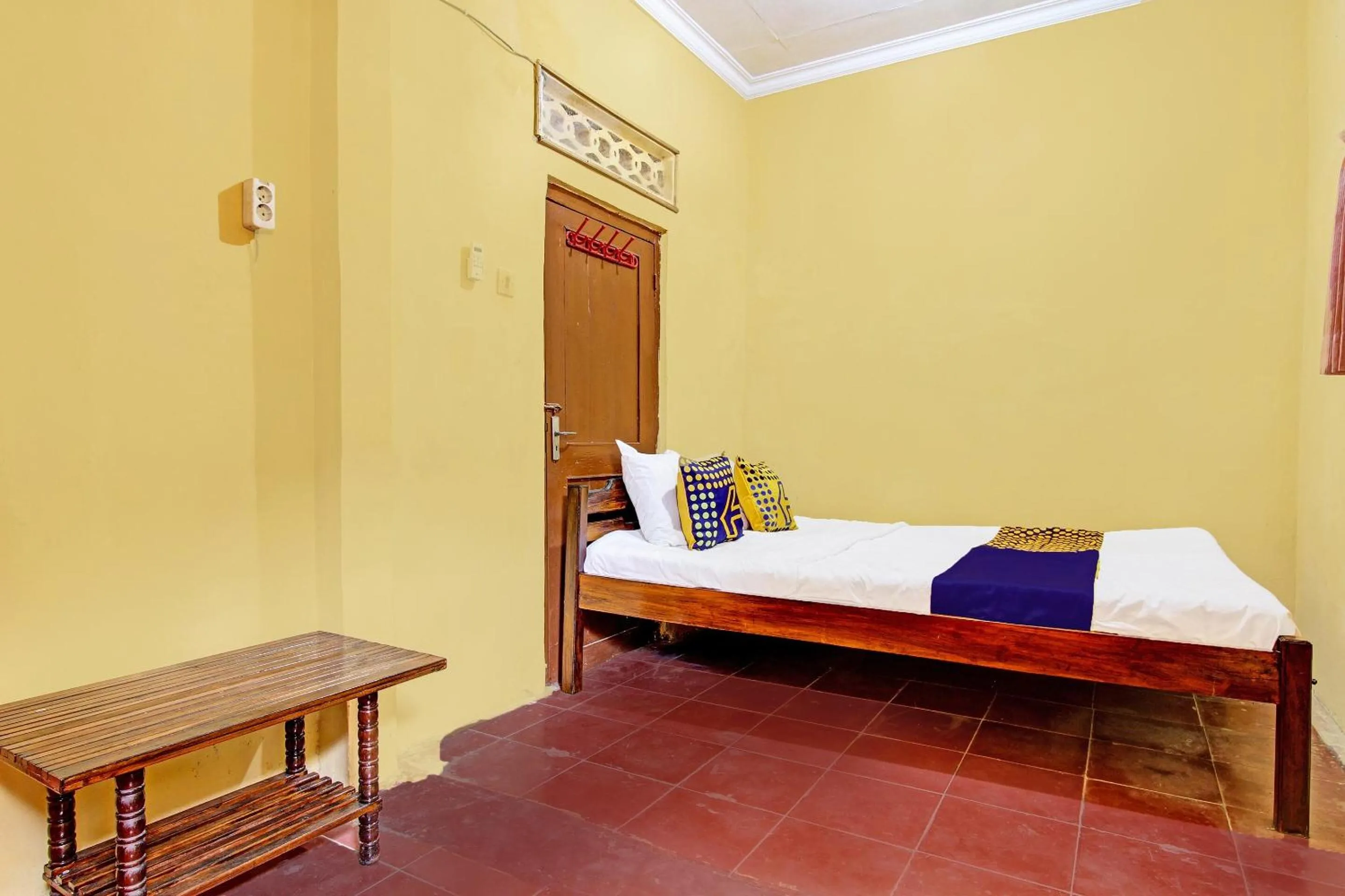 Bedroom, Bed in Hotel O Homestay Akbar Aufa Syariah