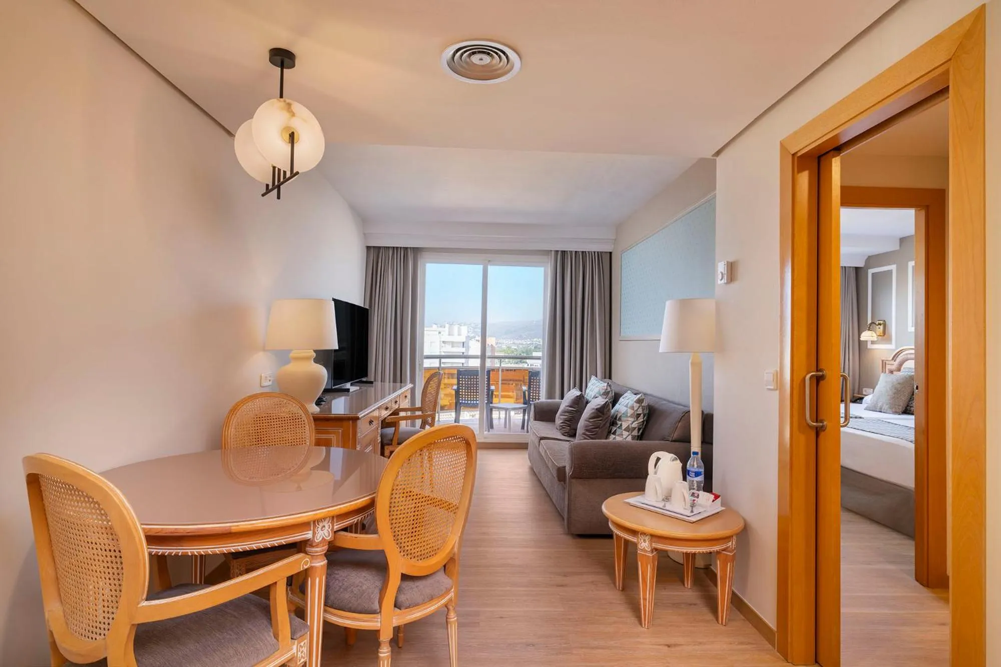 TV and multimedia in Peñiscola Plaza Suites