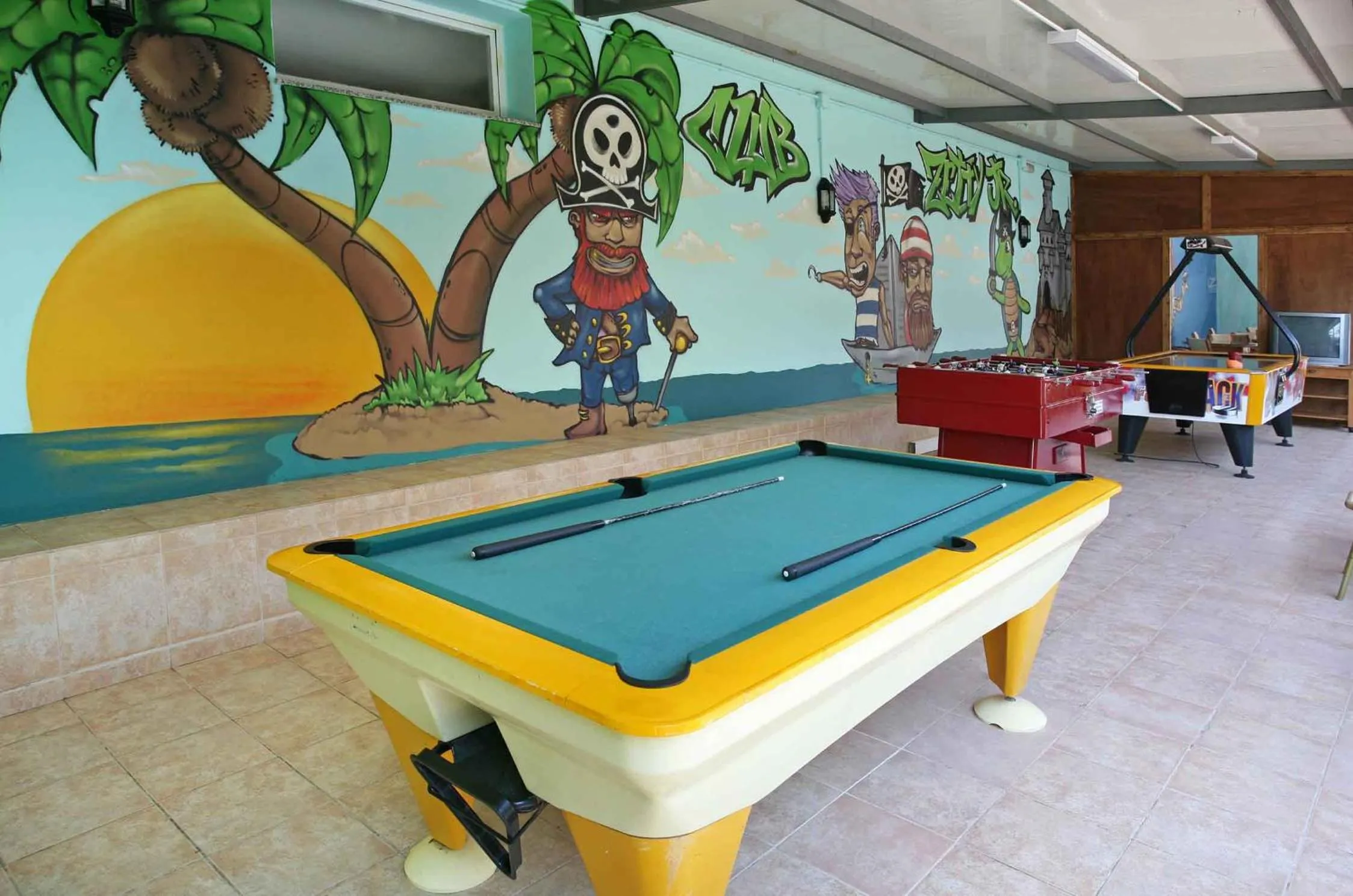 Billiard in Peñiscola Plaza Suites