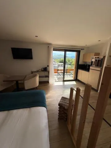 Bed in Appart Hôtel Le JAS