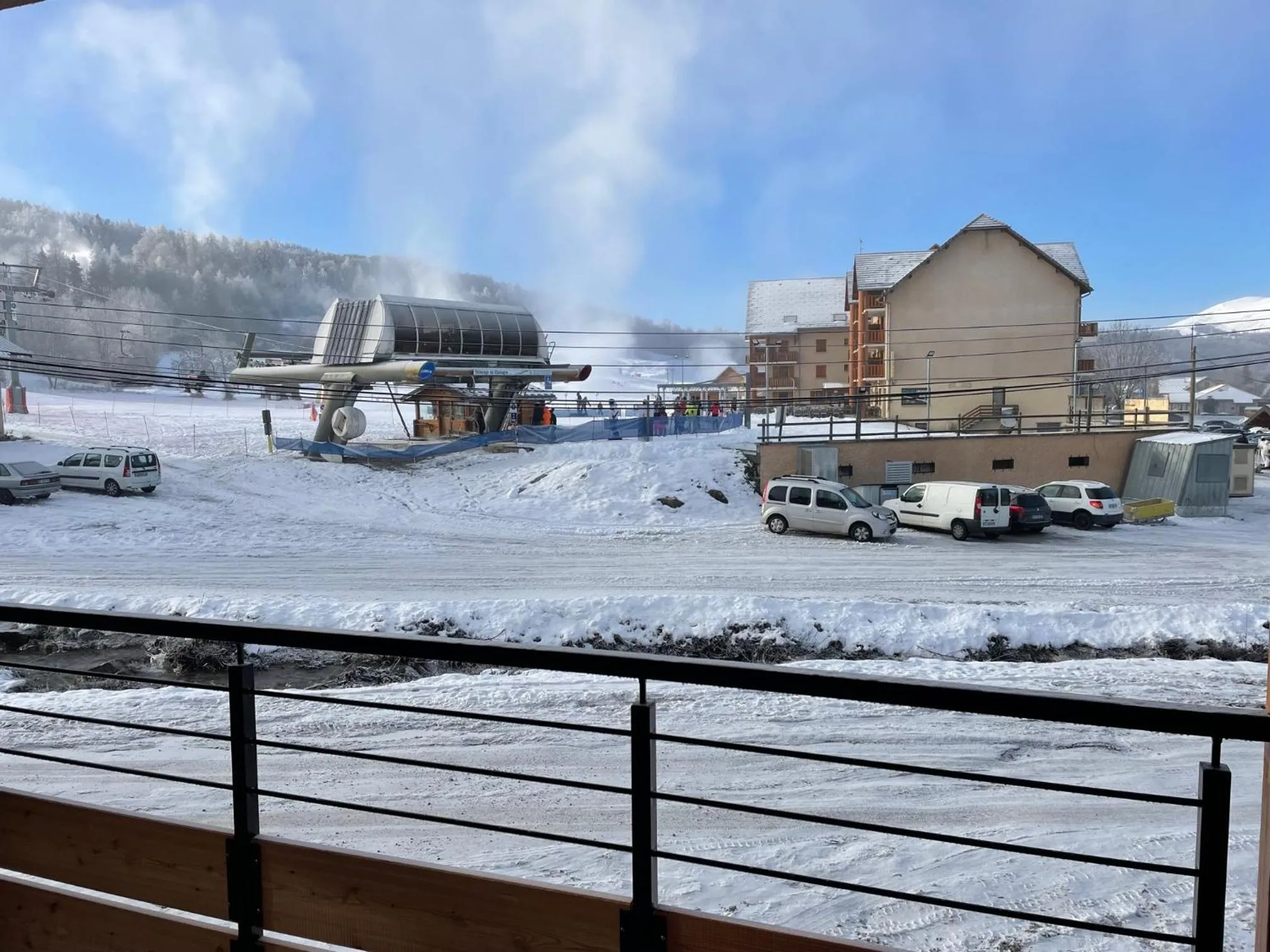 Skiing in Appart Hôtel Le JAS