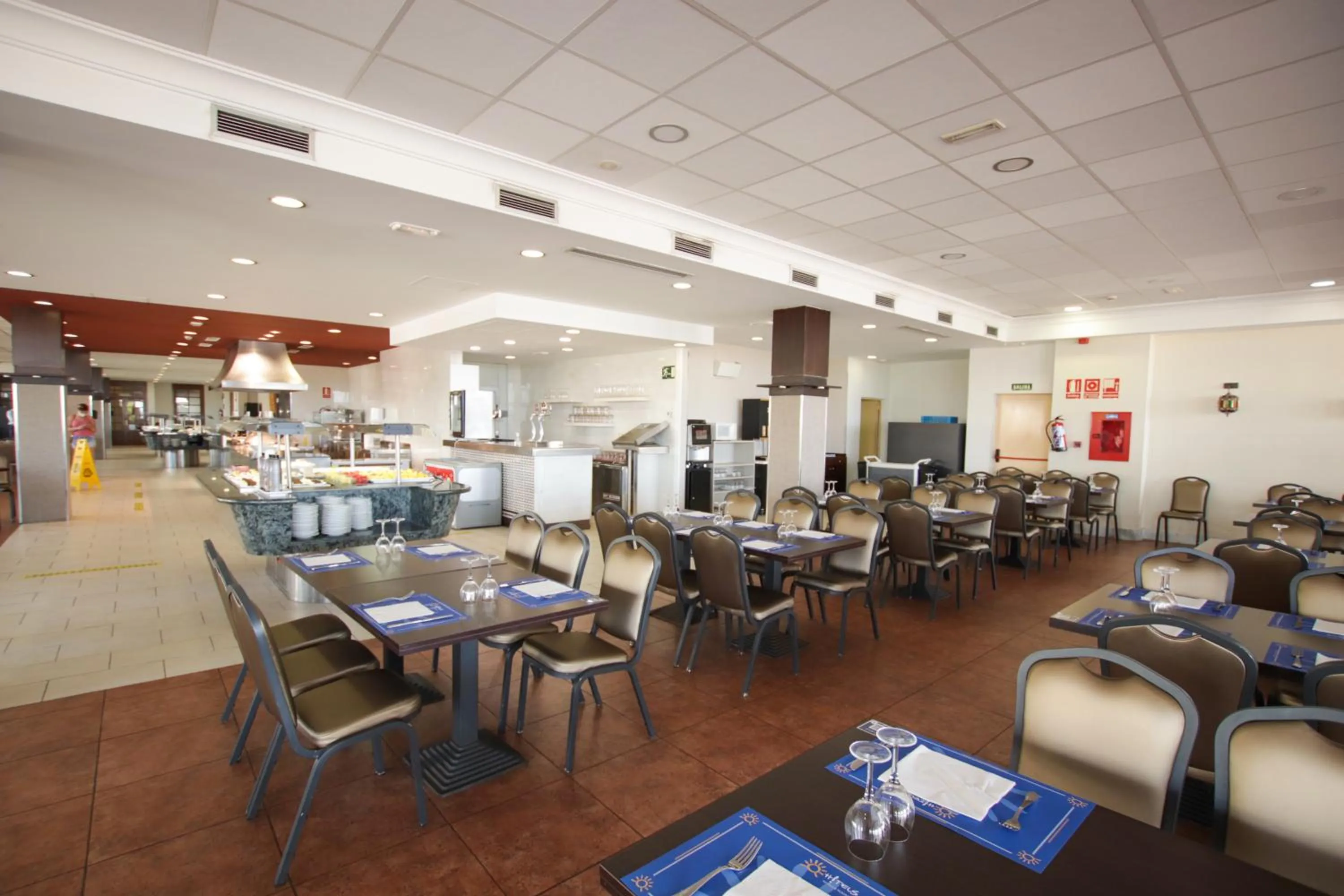Restaurant/places to eat in Ohtels Cabogata