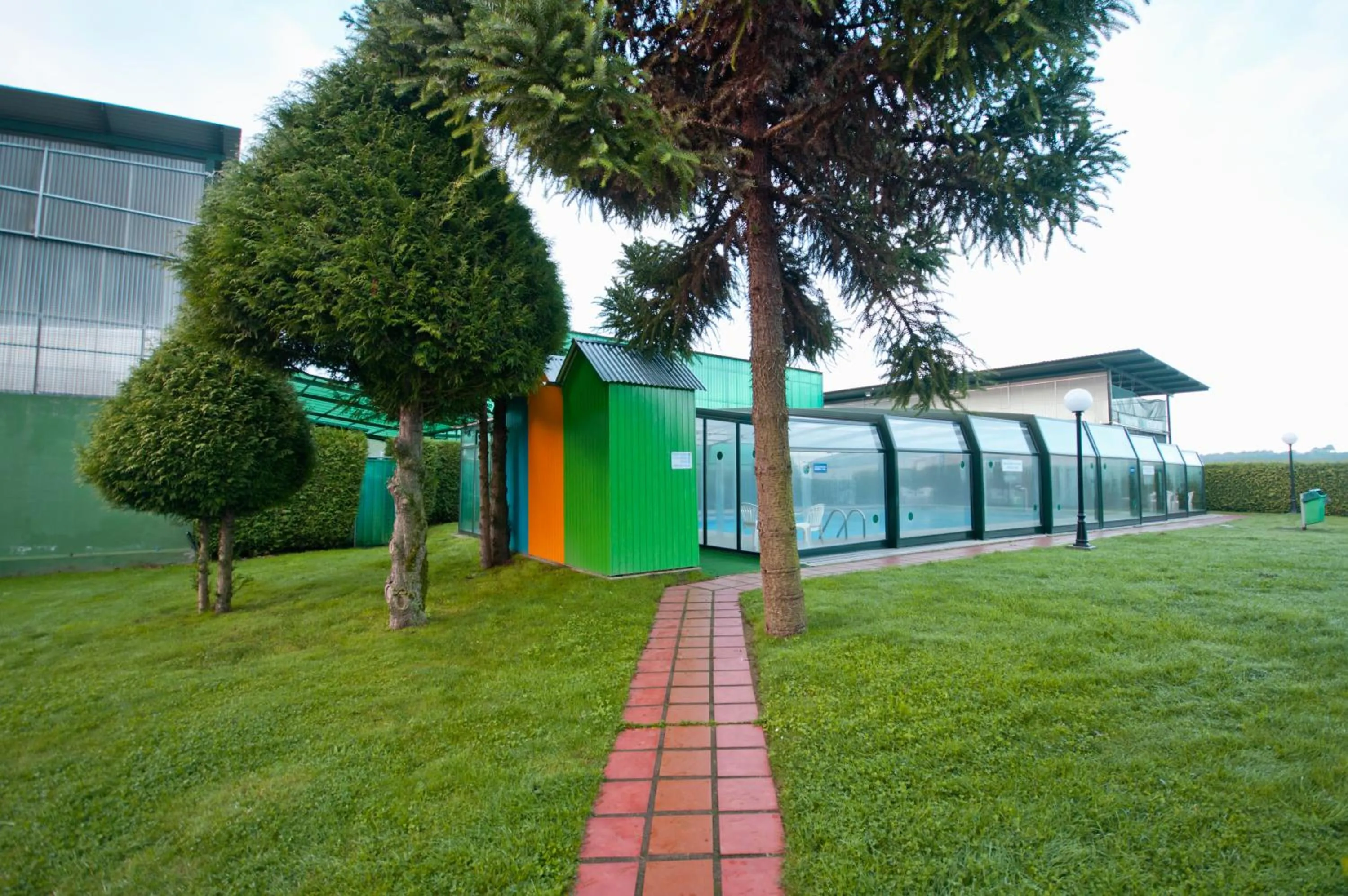 Swimming pool in Hotel Auditorio Santiago & Spa